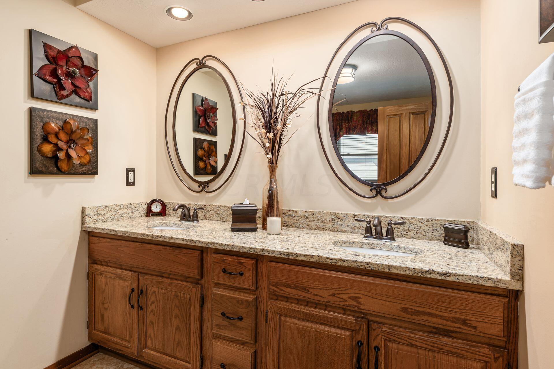 417 Six Pence Circle