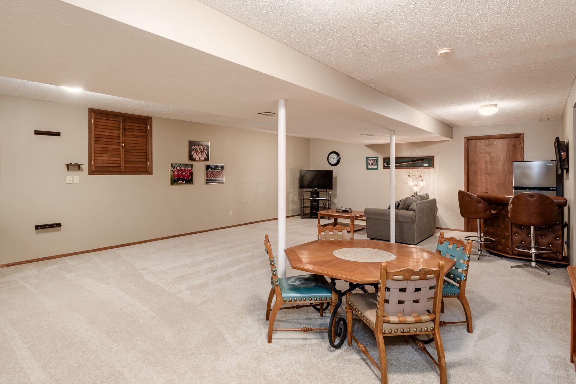 417 Six Pence Circle