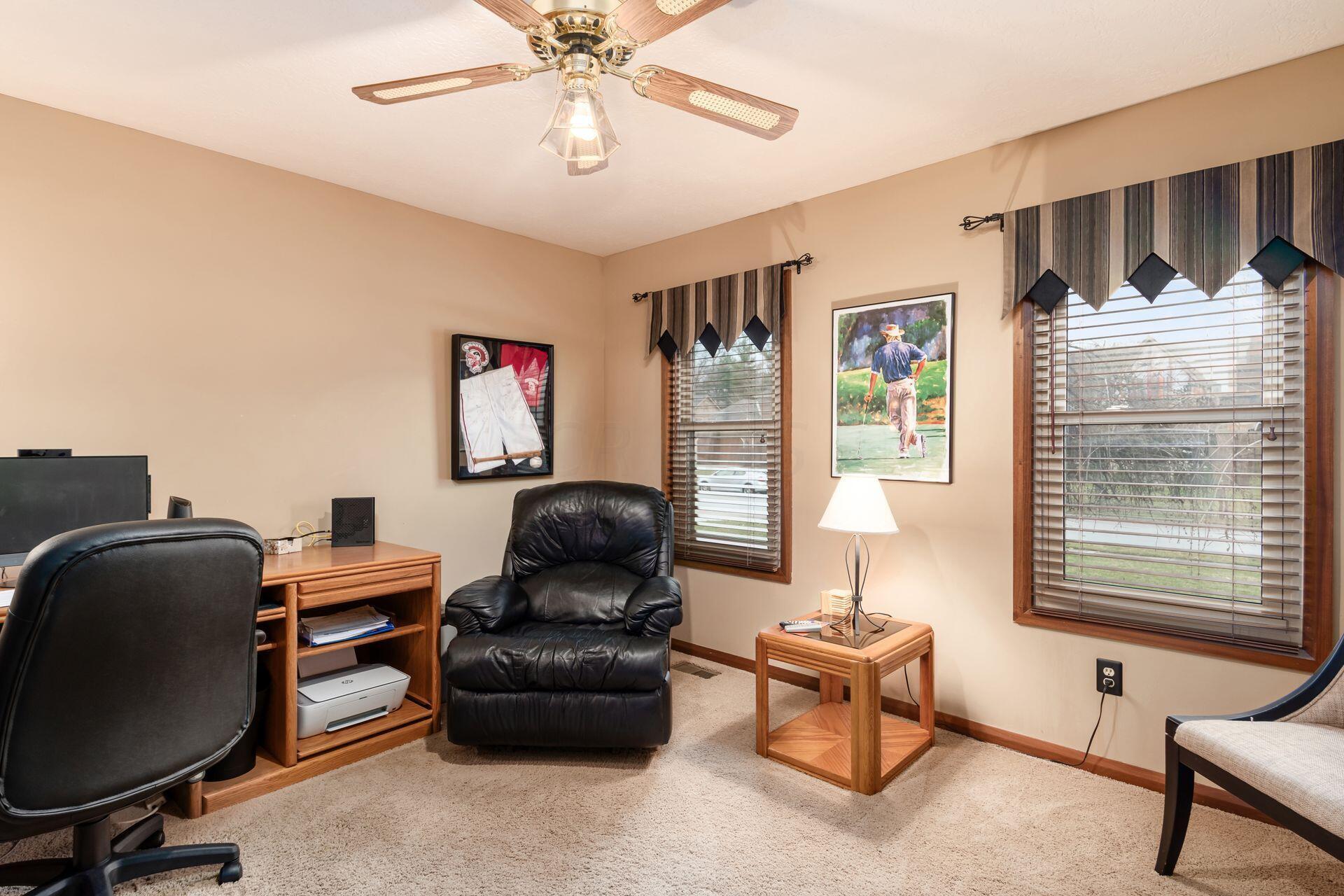 417 Six Pence Circle