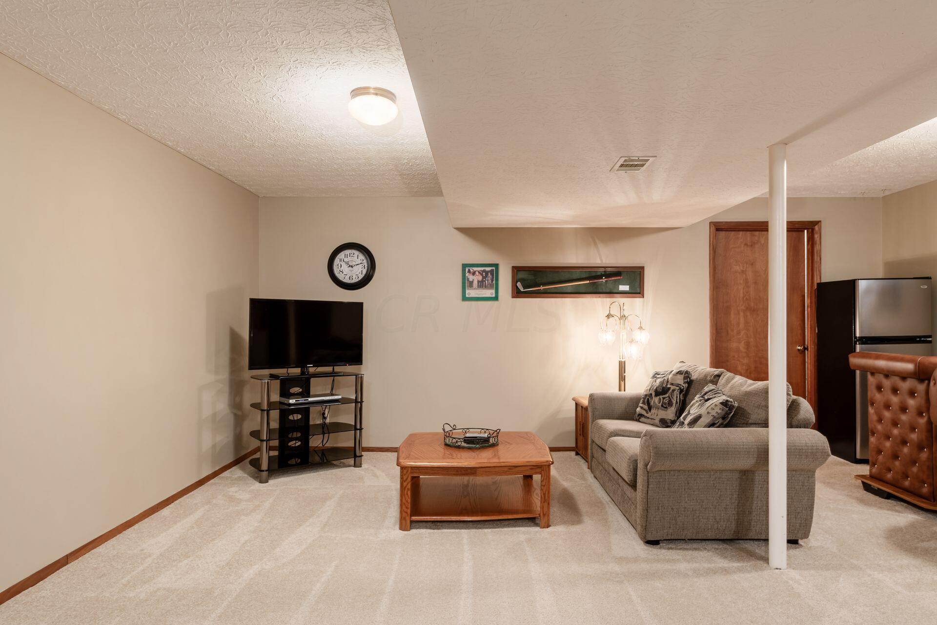 417 Six Pence Circle