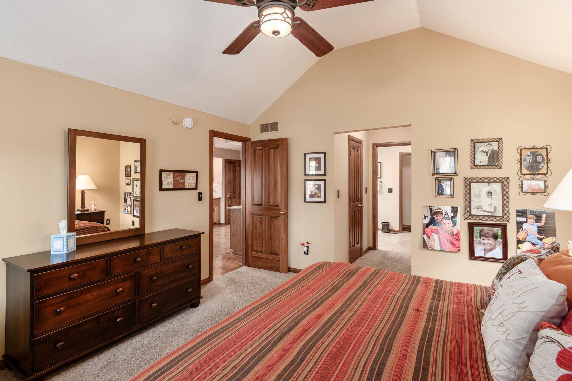 417 Six Pence Circle