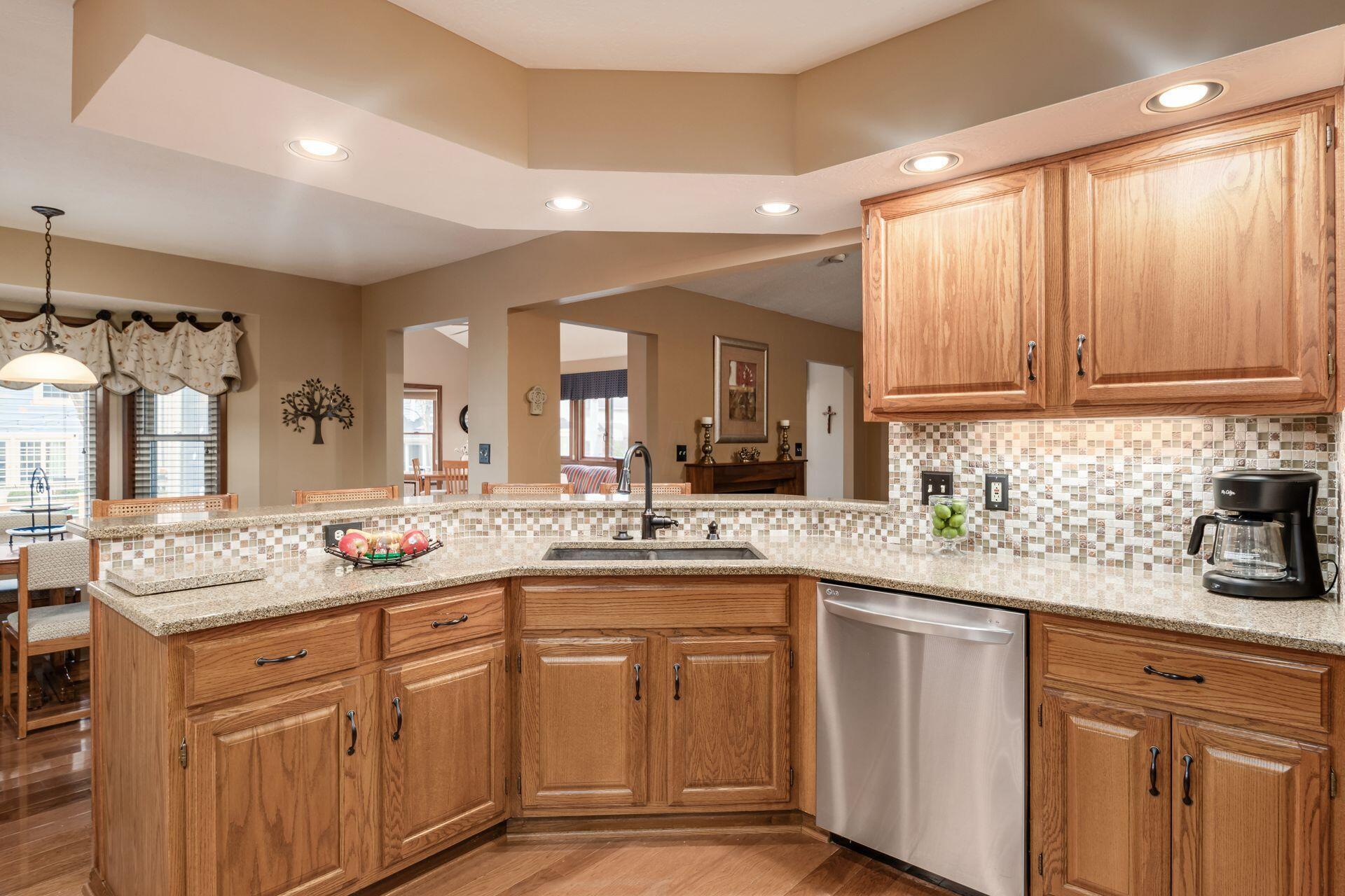 417 Six Pence Circle