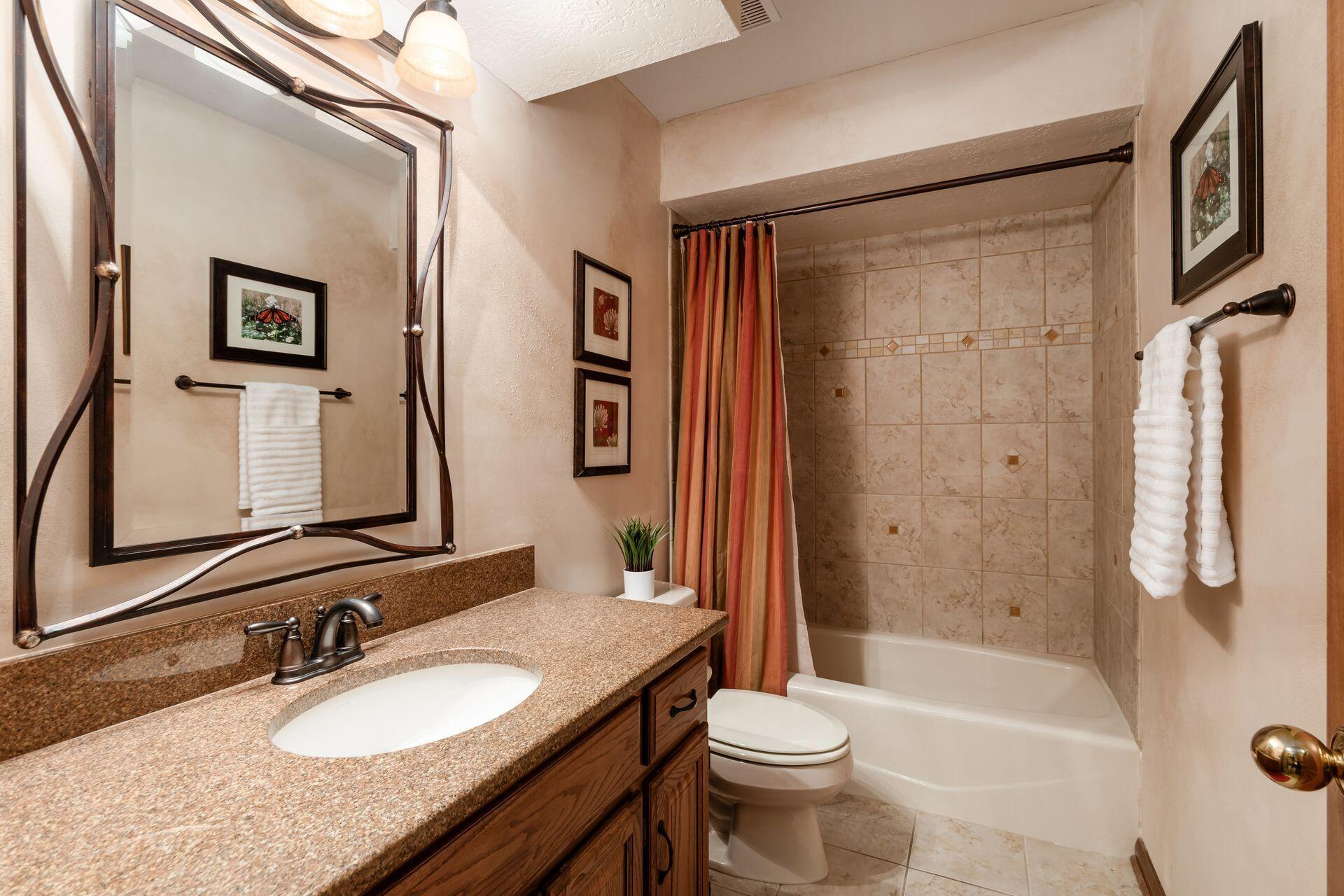 417 Six Pence Circle