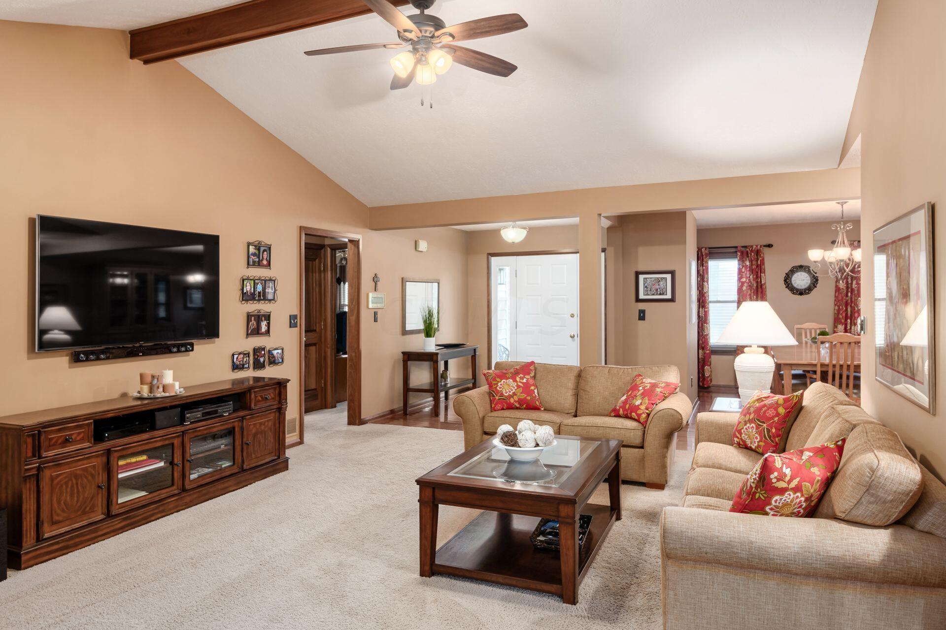 417 Six Pence Circle