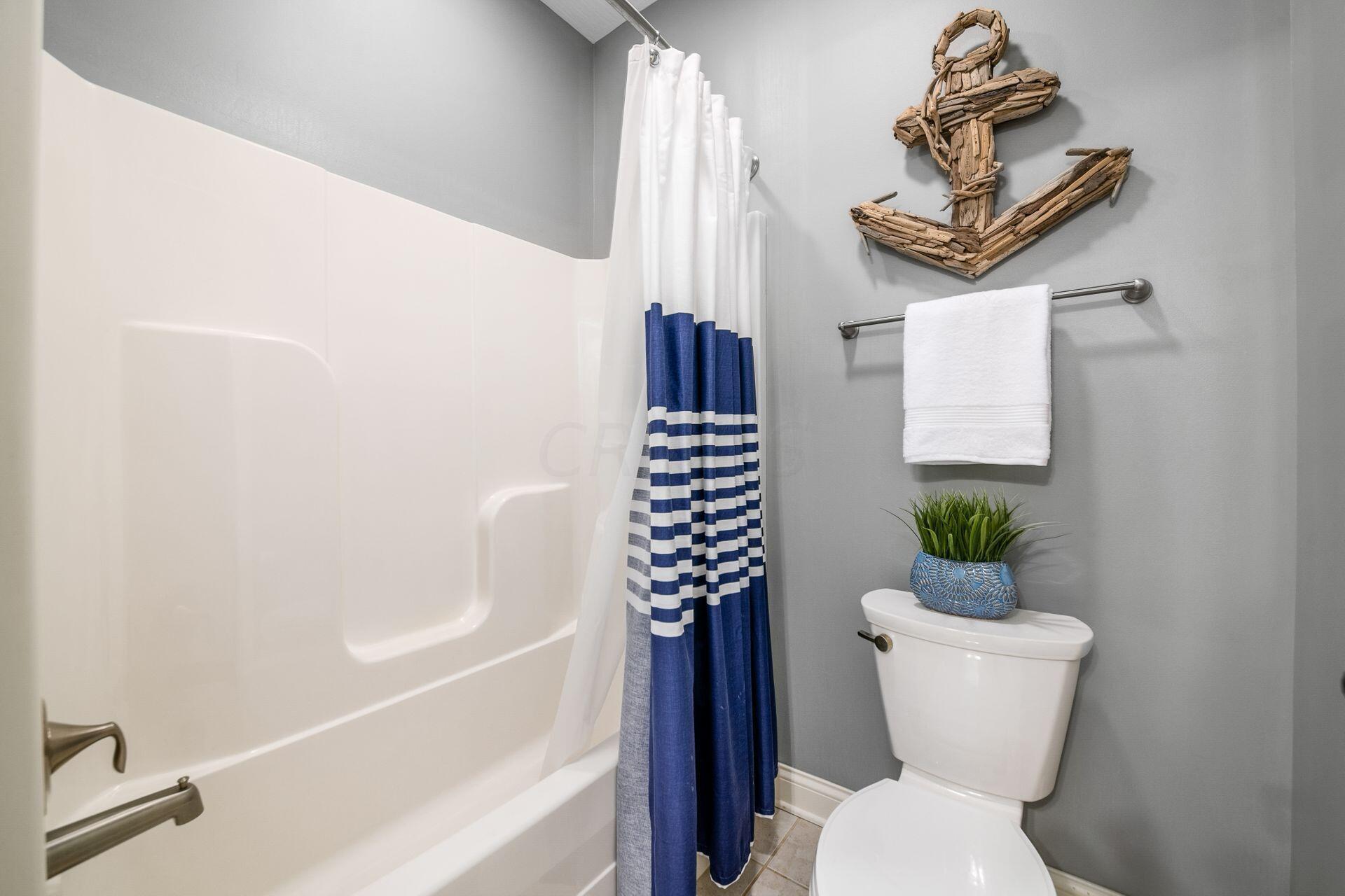 5750 Summer Ridge Lane