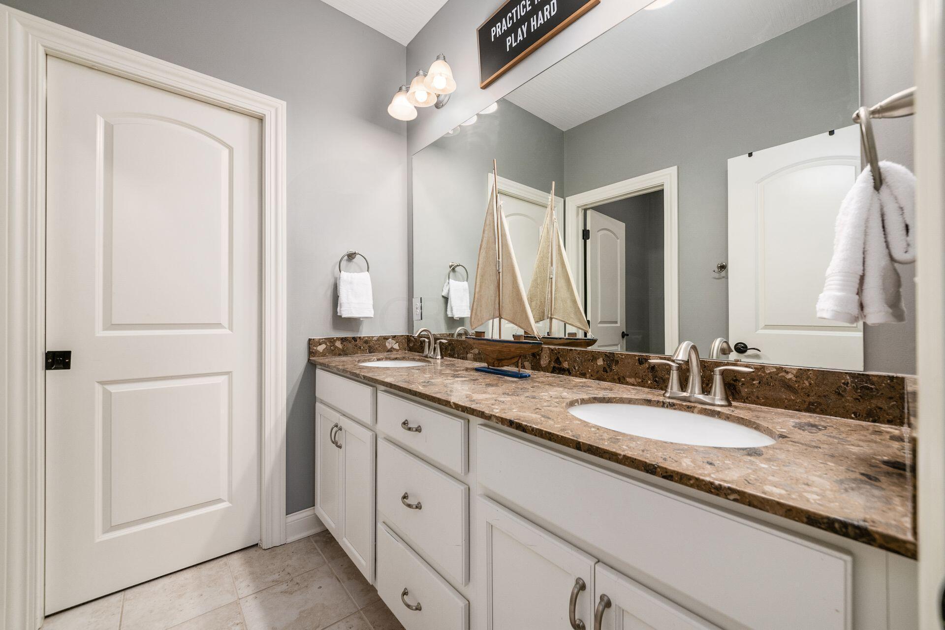 5750 Summer Ridge Lane