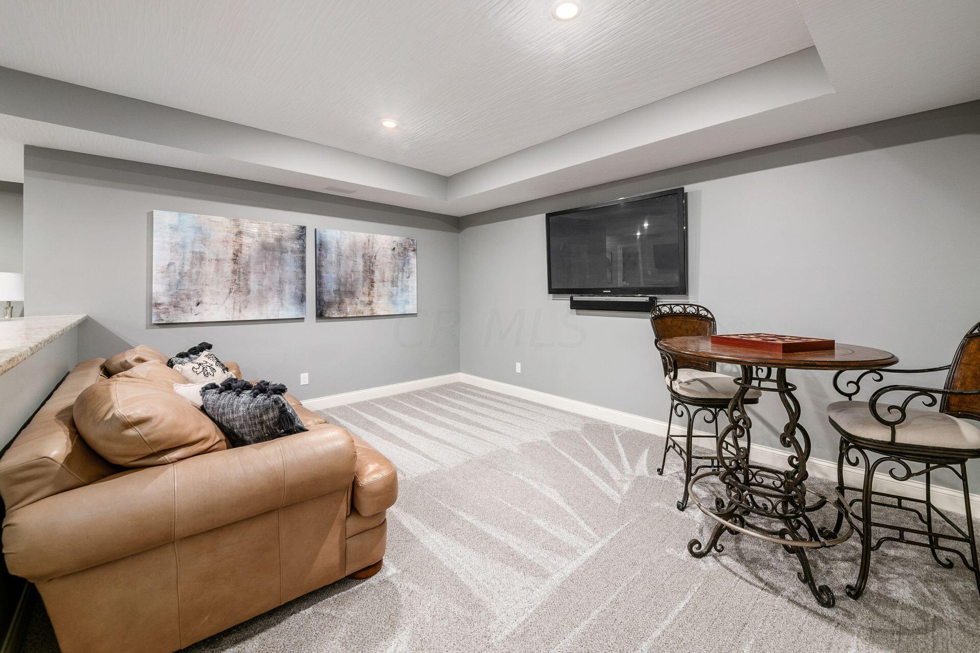 5750 Summer Ridge Lane