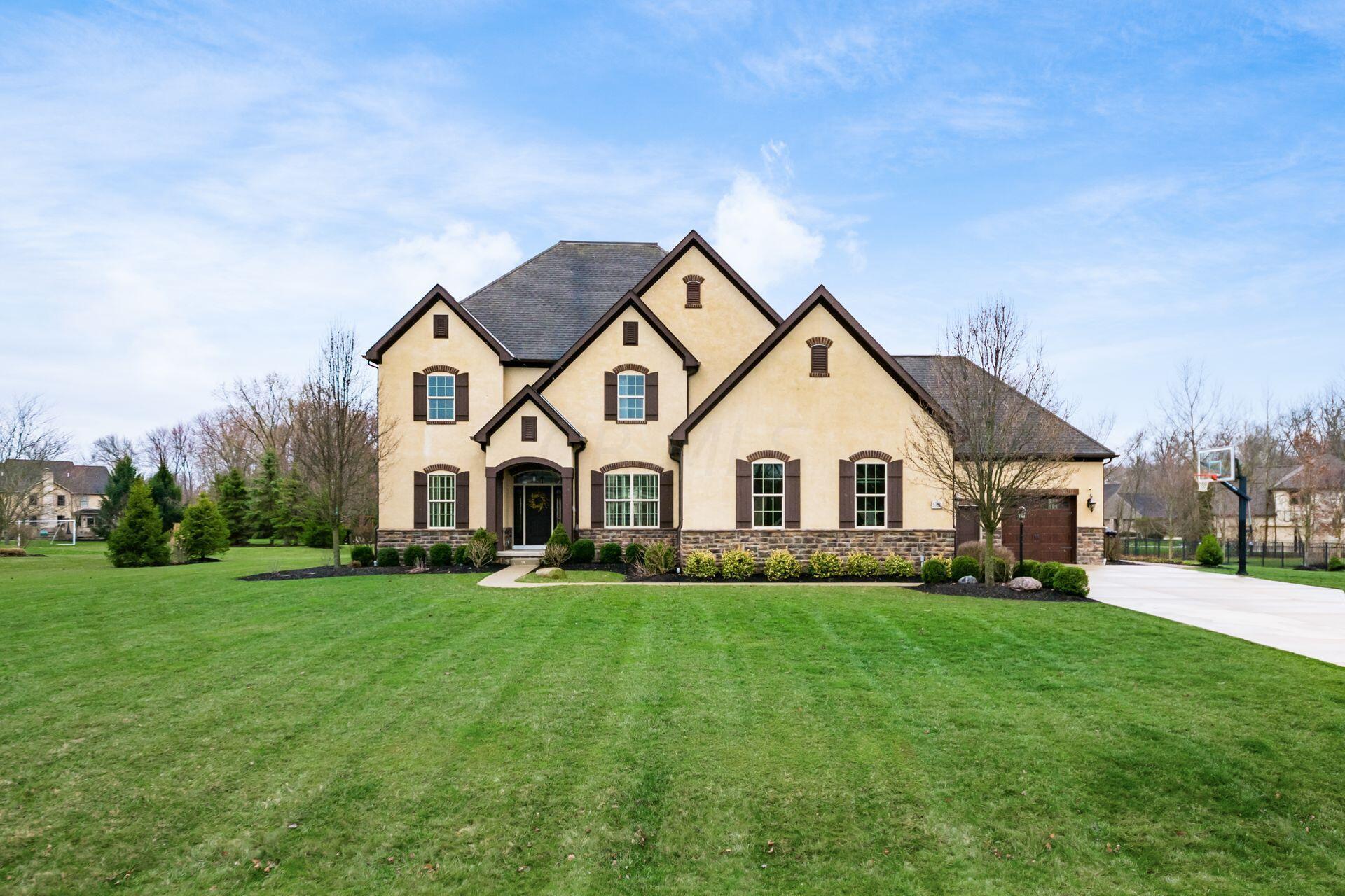 5750 Summer Ridge Lane