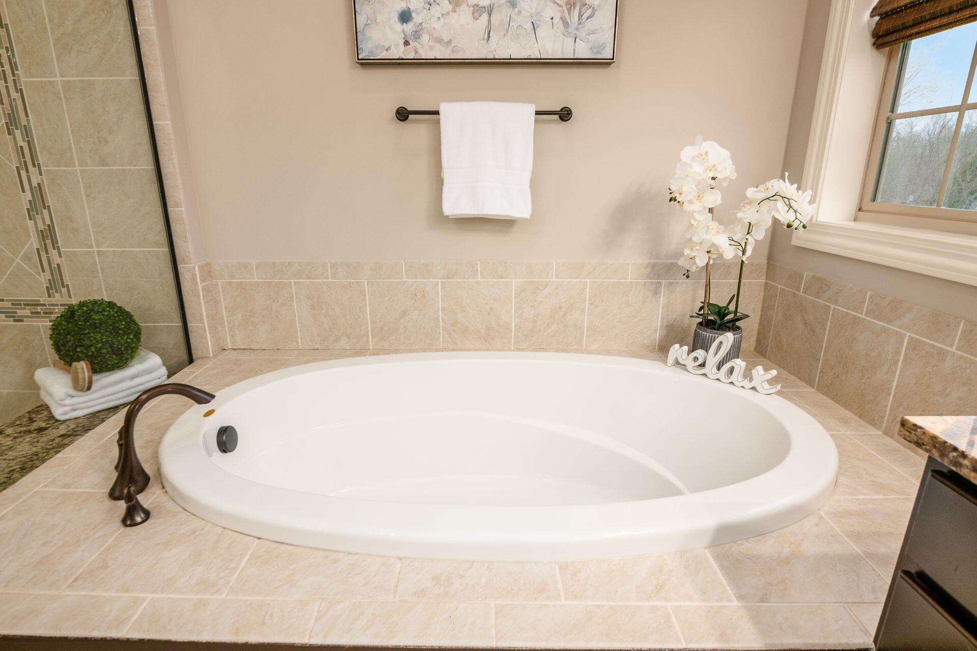 5750 Summer Ridge Lane