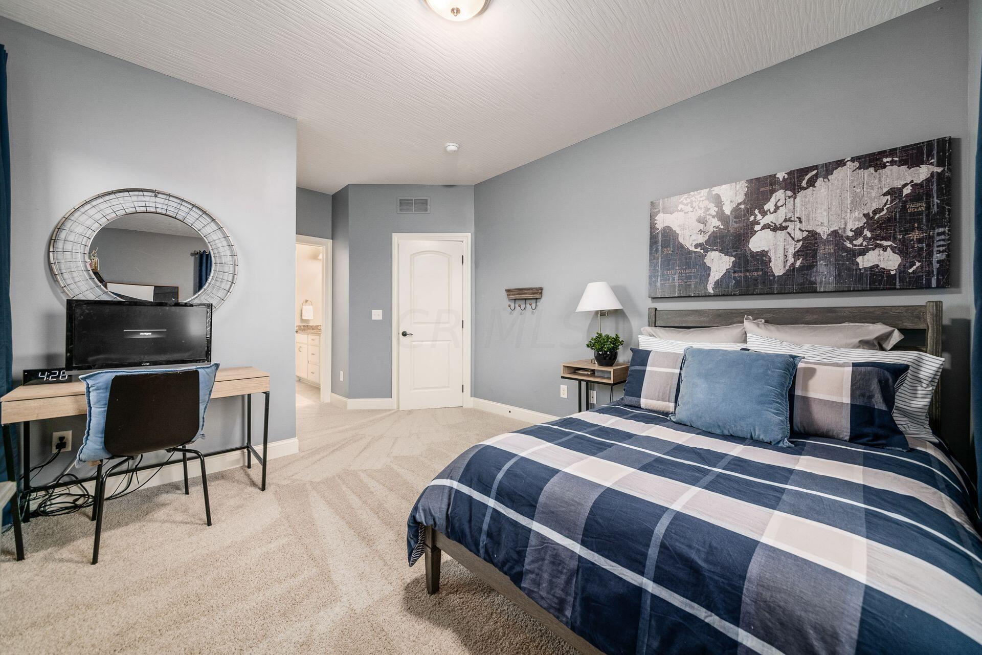 5750 Summer Ridge Lane