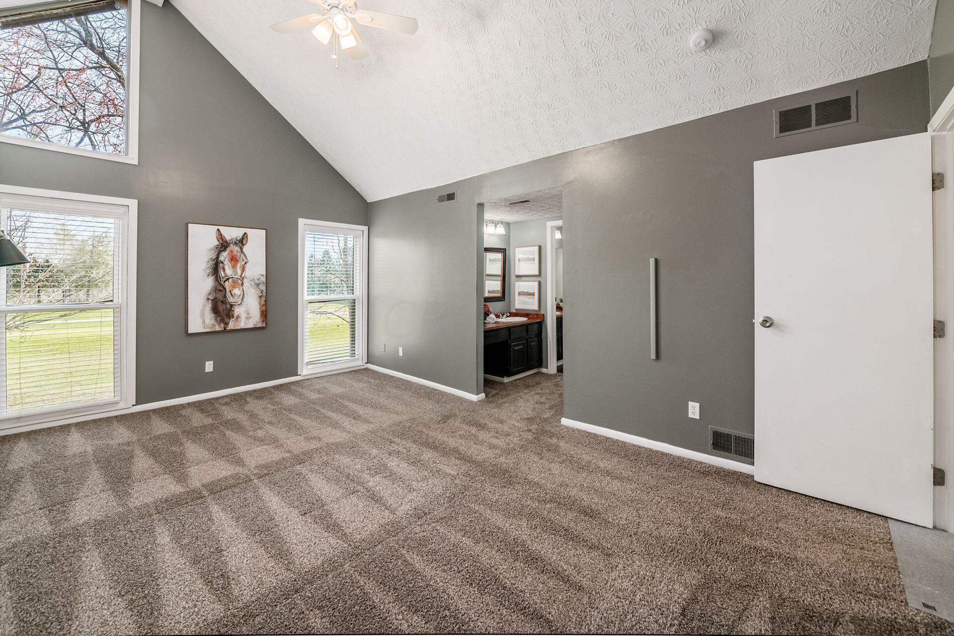 4815 Powderhorn Lane, 1