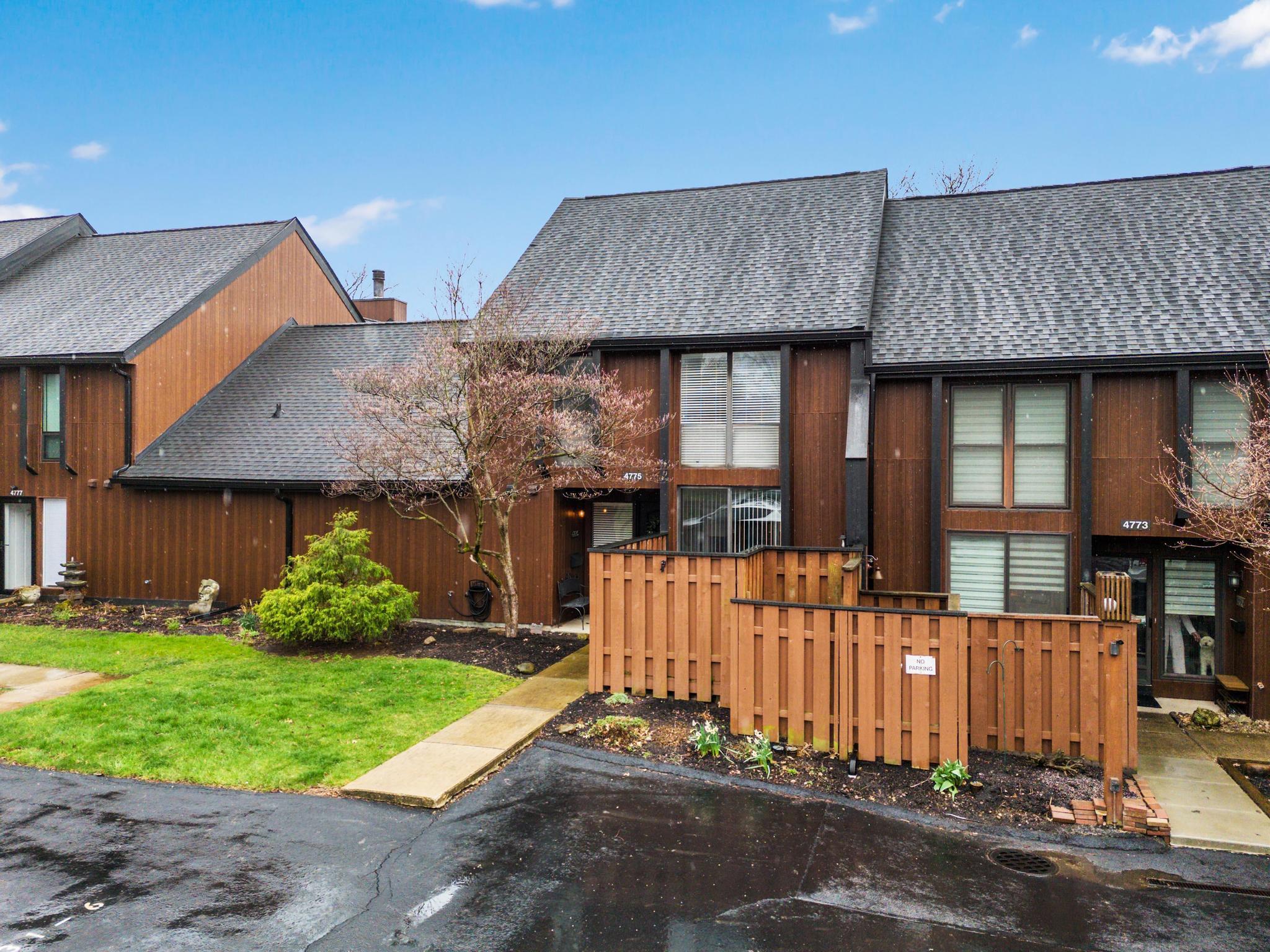 4775 Smoketalk Lane, 8