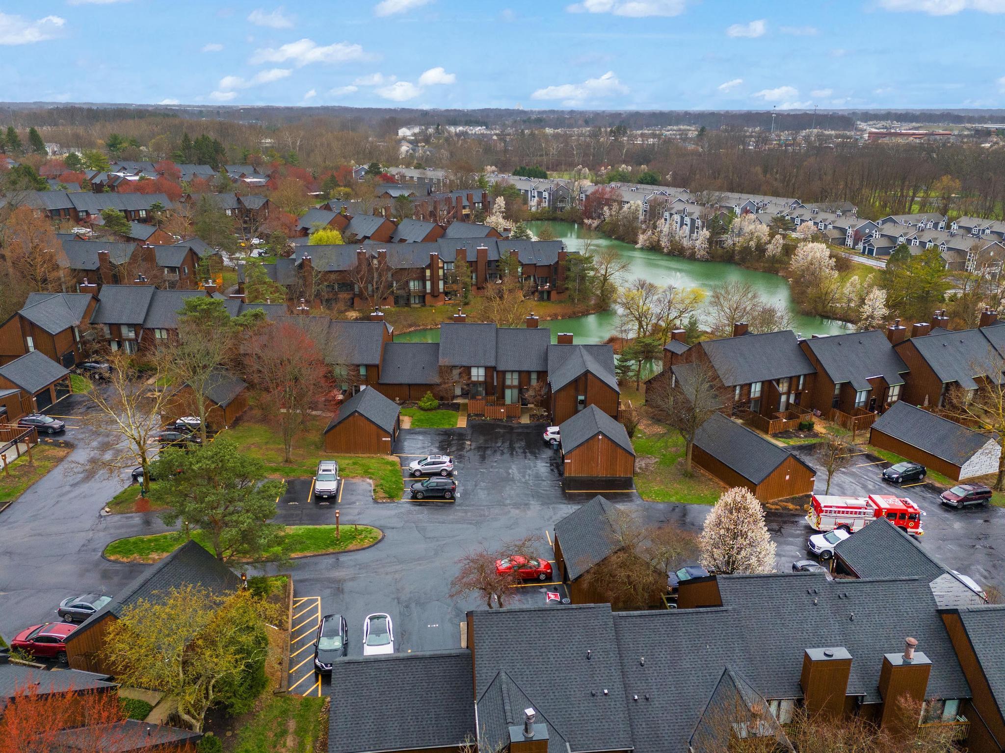 4775 Smoketalk Lane, 8