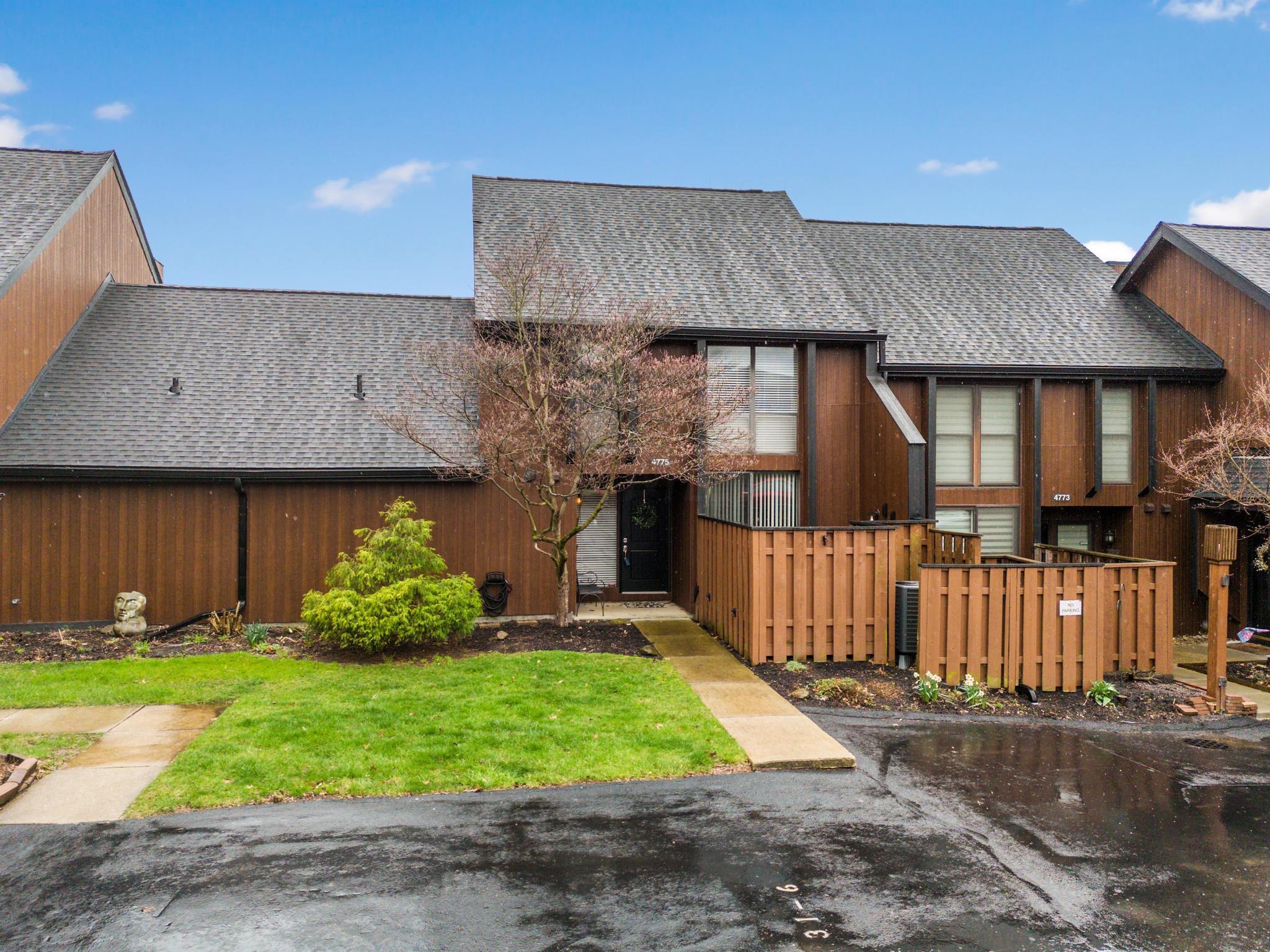 4775 Smoketalk Lane, 8