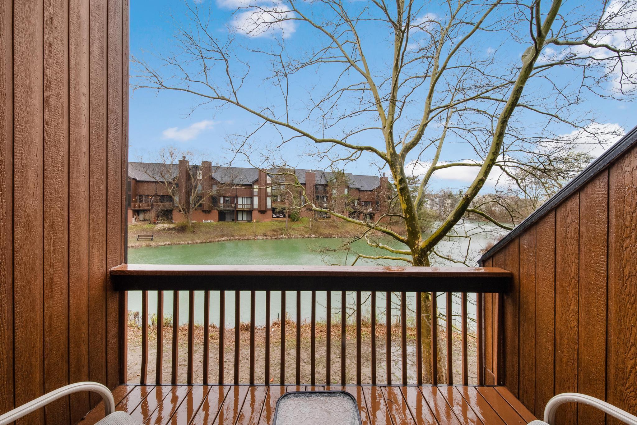 4775 Smoketalk Lane, 8