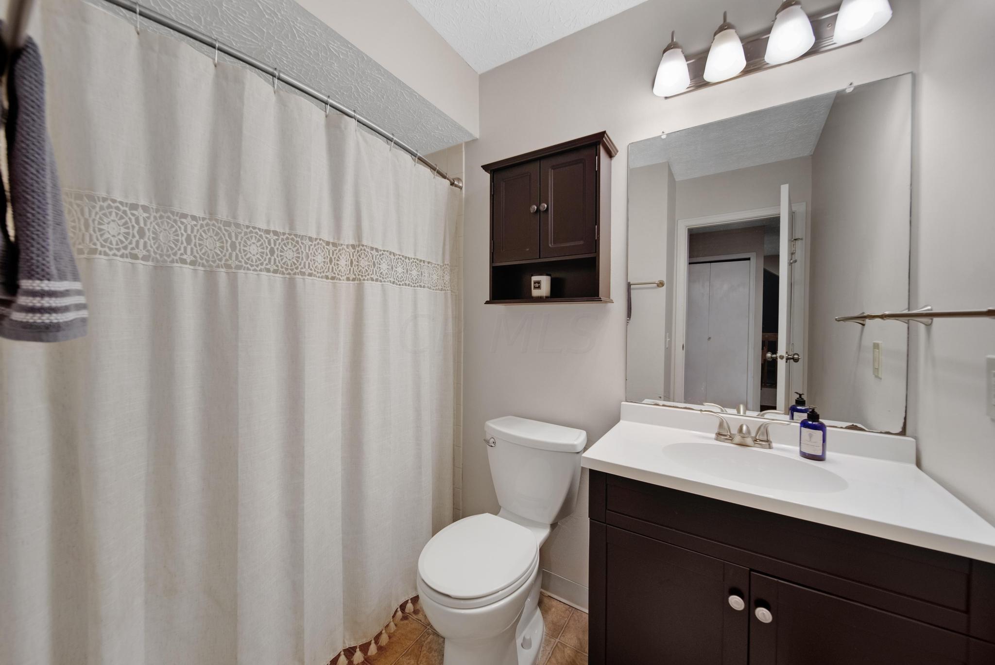 4775 Smoketalk Lane, 8