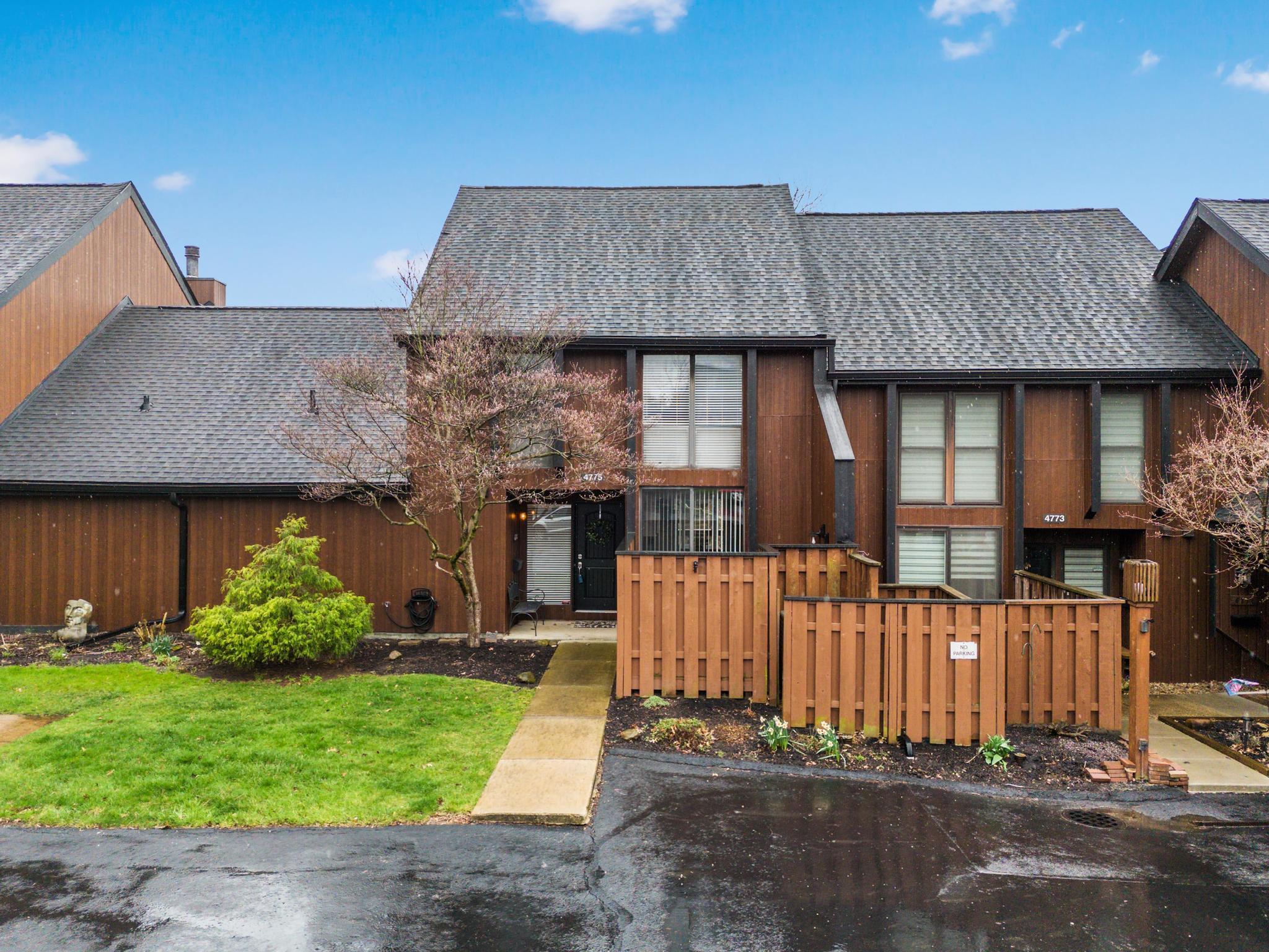 4775 Smoketalk Lane, 8