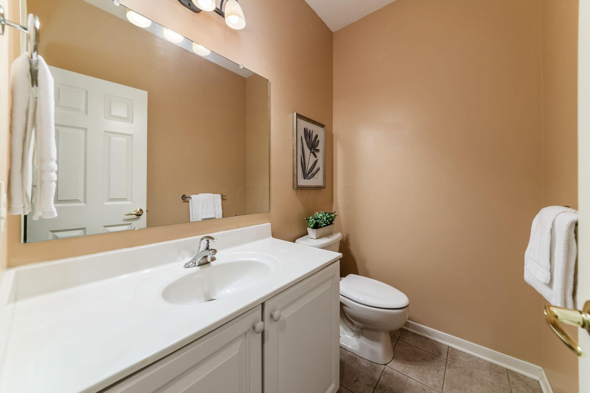 5448 Ketterington Lane