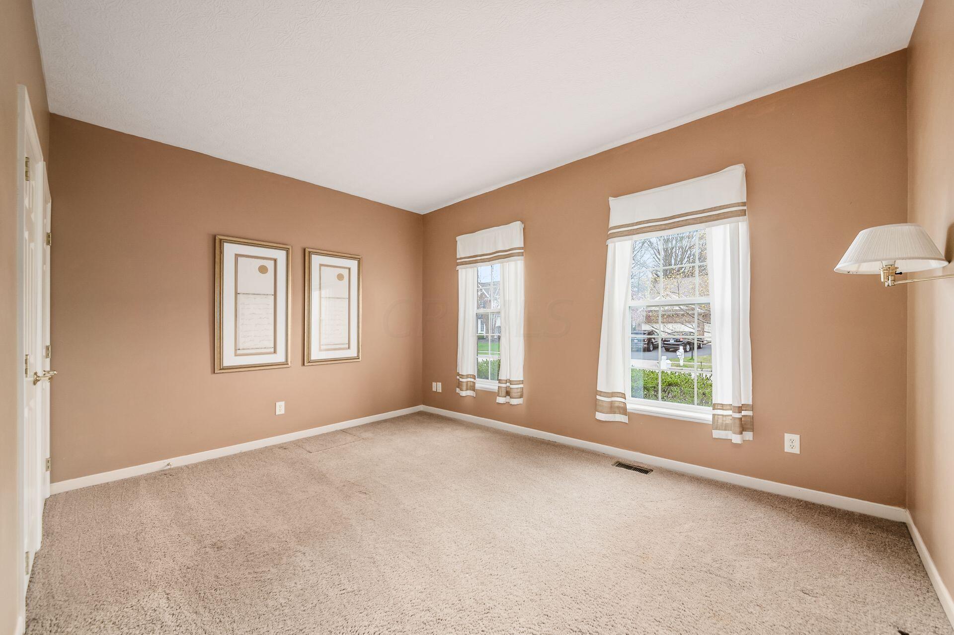 5448 Ketterington Lane