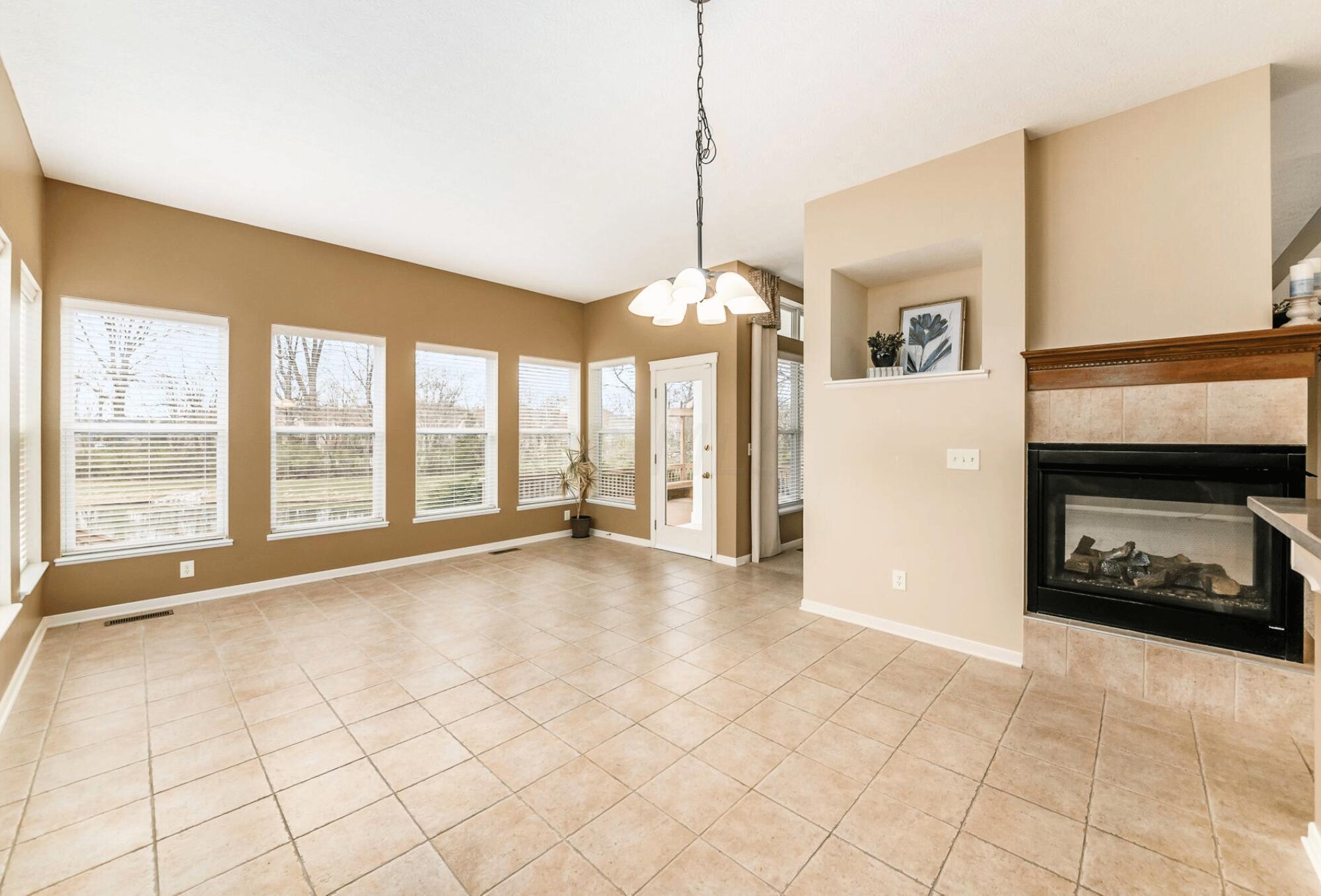 5448 Ketterington Lane