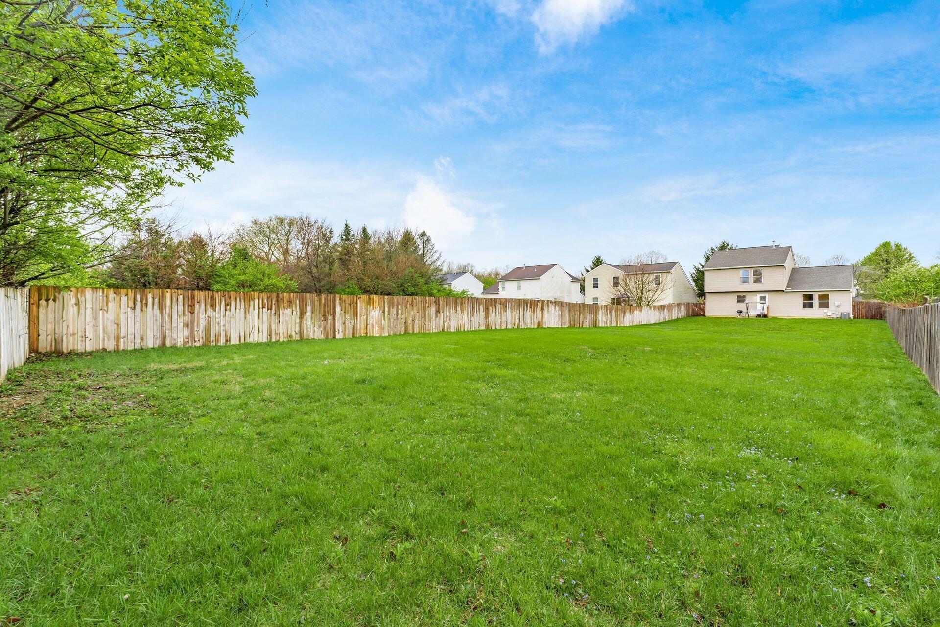 4042 Walnut Crossing Drive