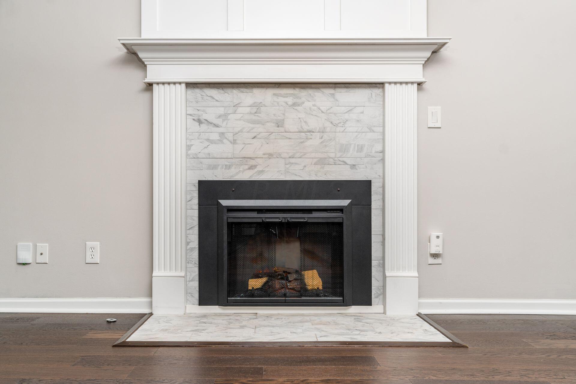 4042 Walnut Crossing Drive