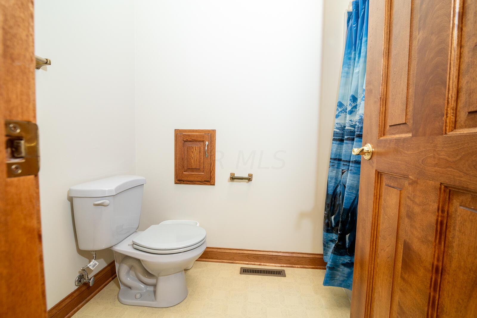 1100 W Jefferson Kiousville Road SE