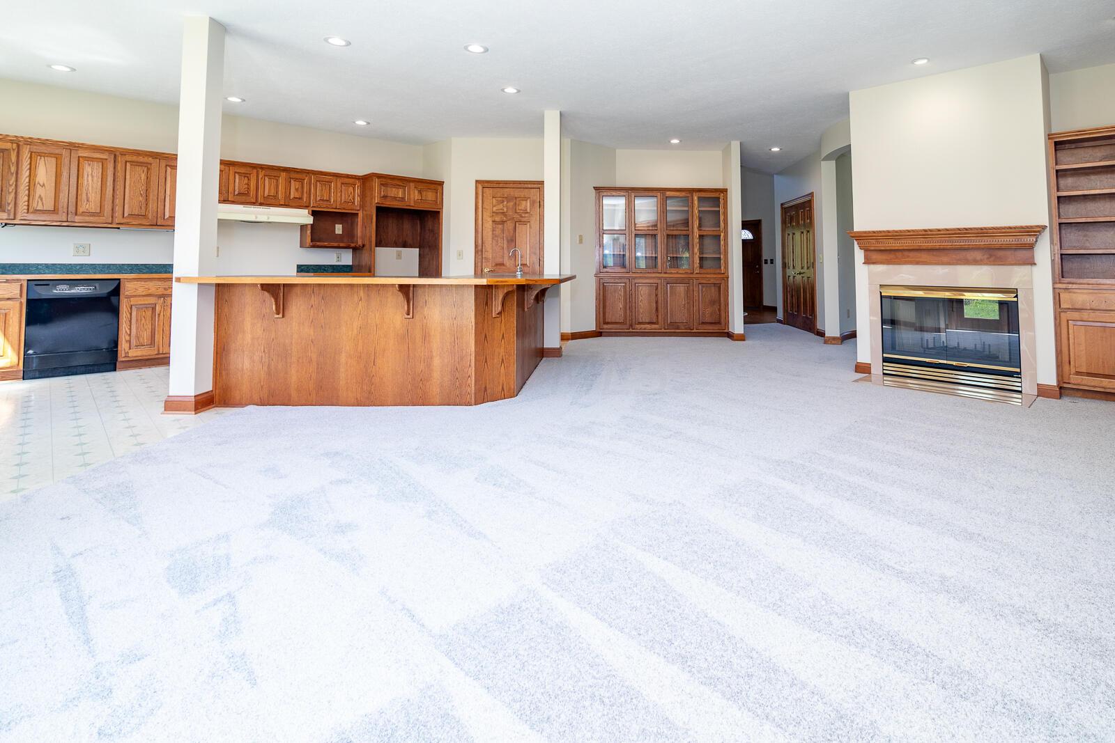 1100 W Jefferson Kiousville Road SE