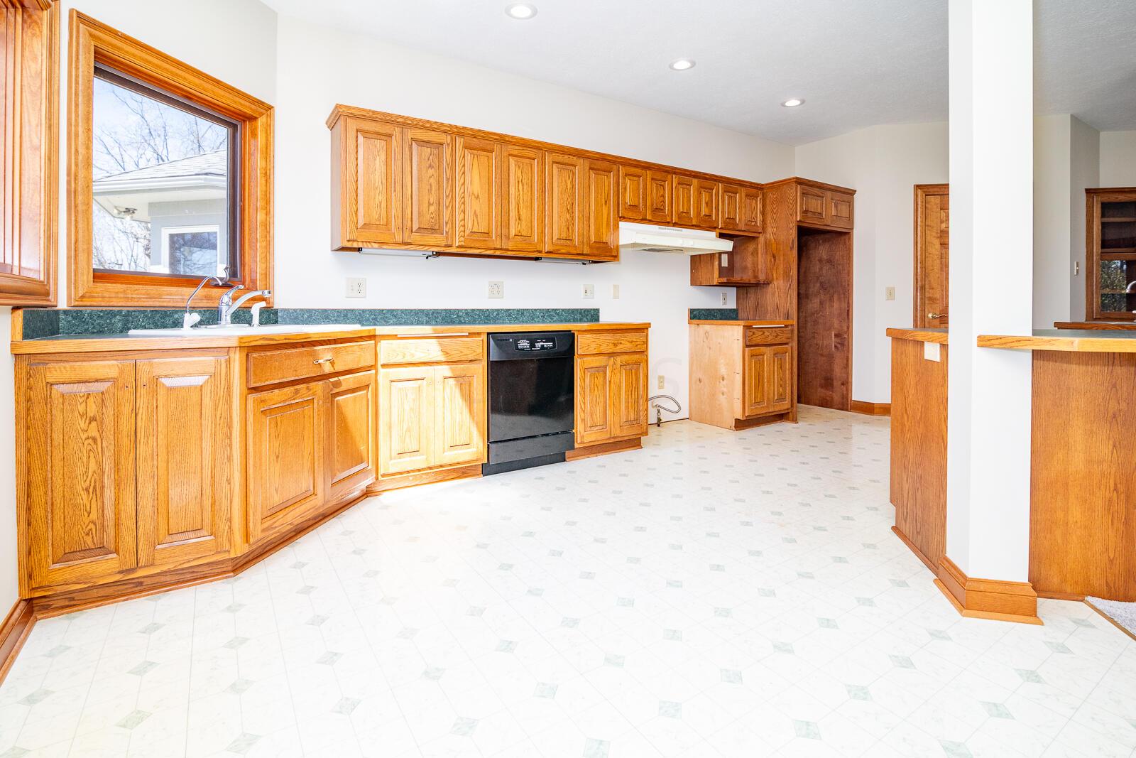 1100 W Jefferson Kiousville Road SE