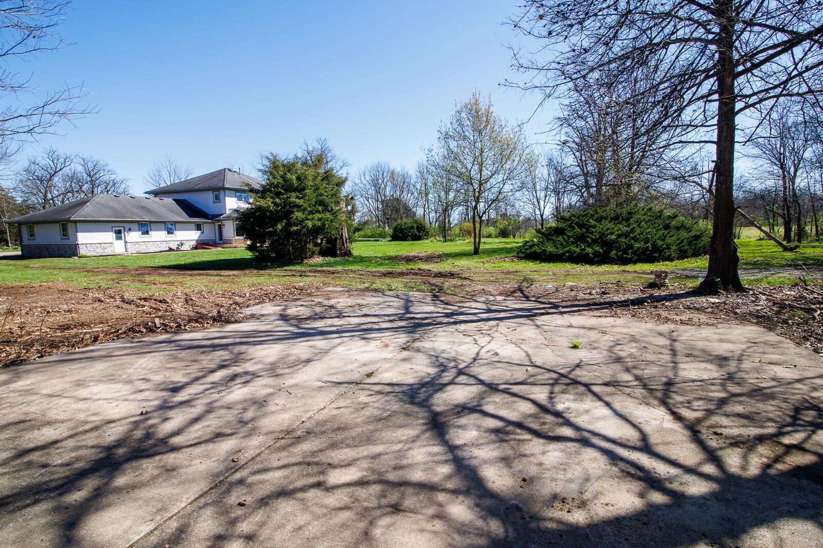 1100 W Jefferson Kiousville Road SE