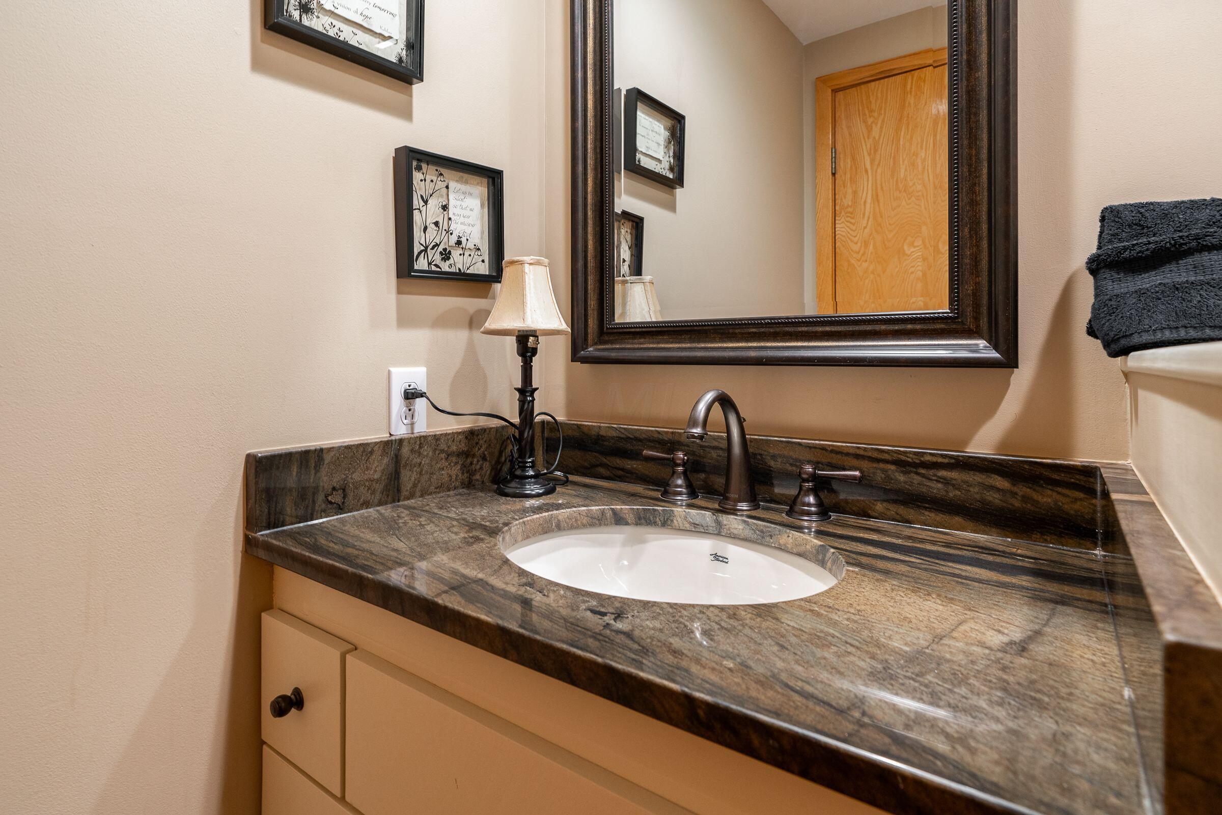 4905 Pleasant Valley Drive