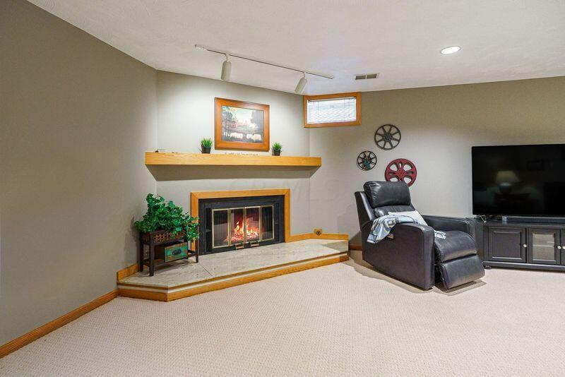 4905 Pleasant Valley Drive