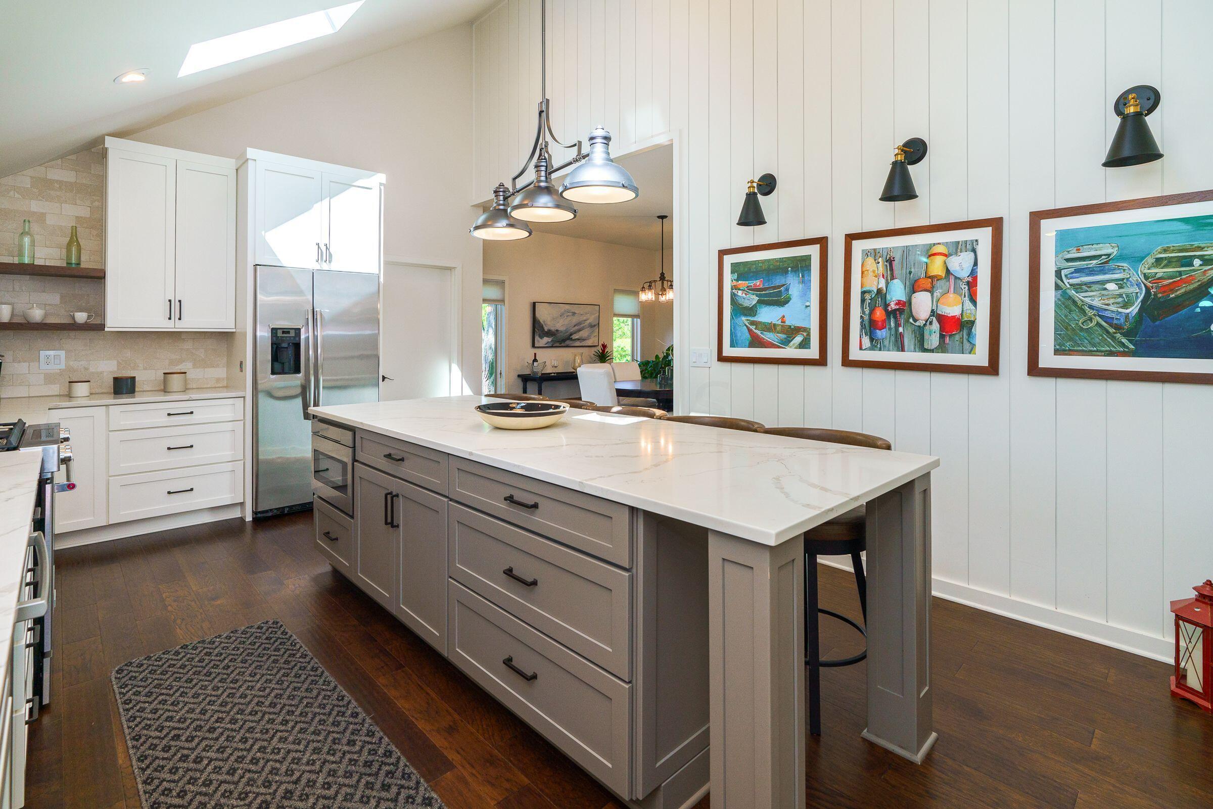 4905 Pleasant Valley Drive