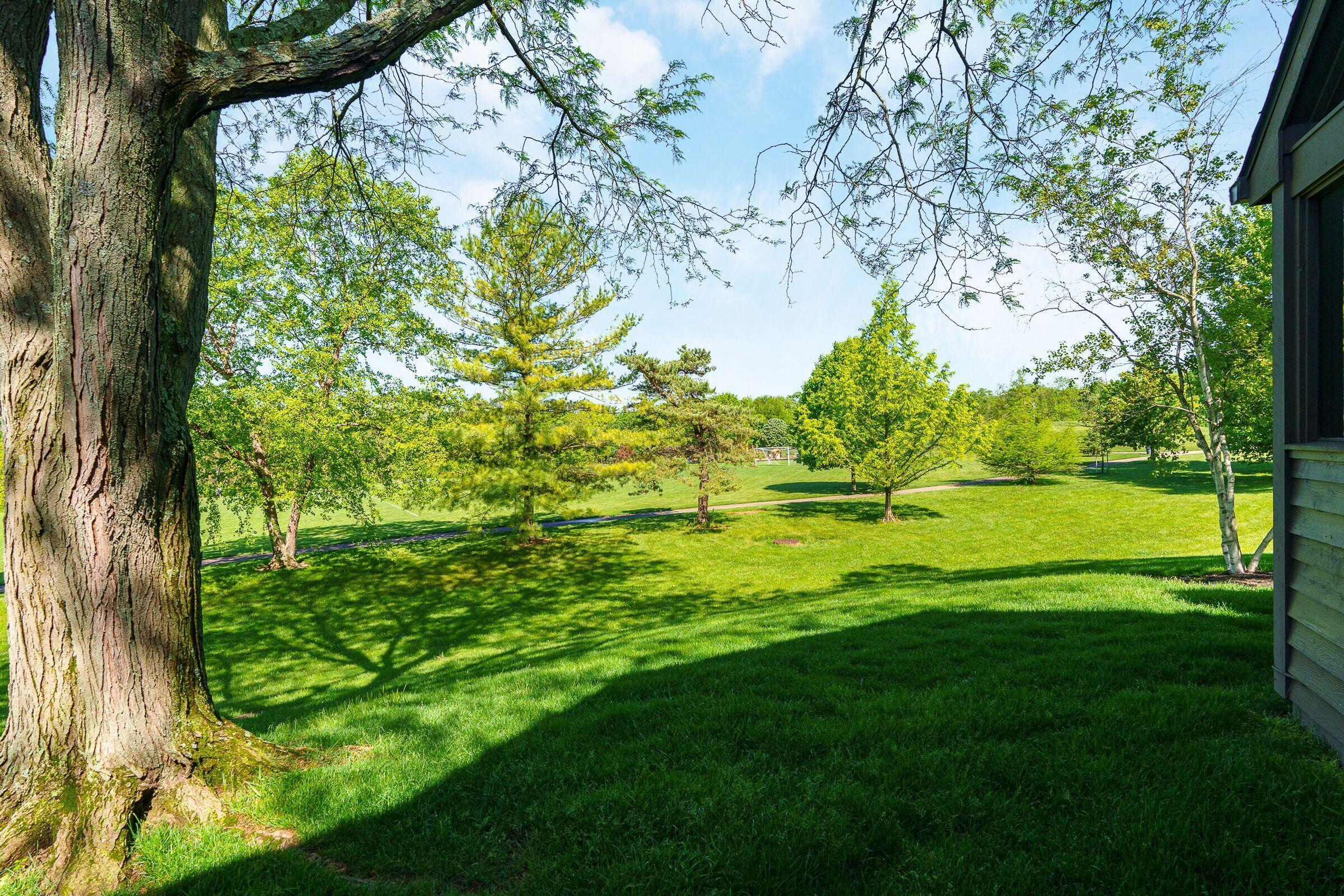 4905 Pleasant Valley Drive