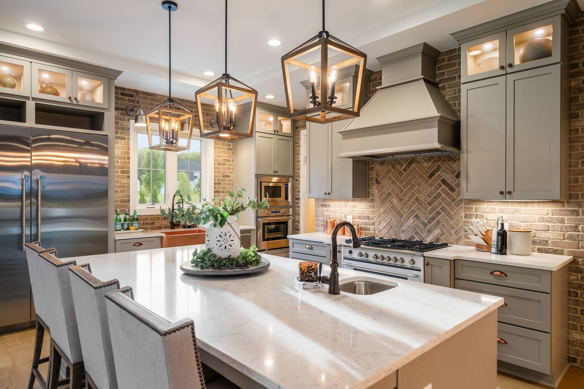 1941 Liberty Bluff Drive