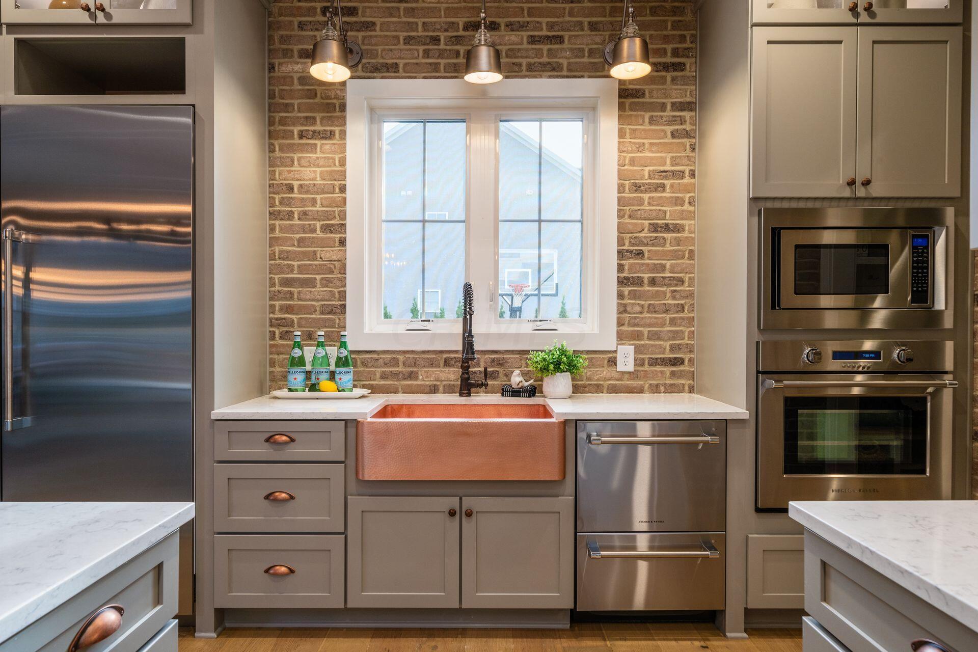 1941 Liberty Bluff Drive