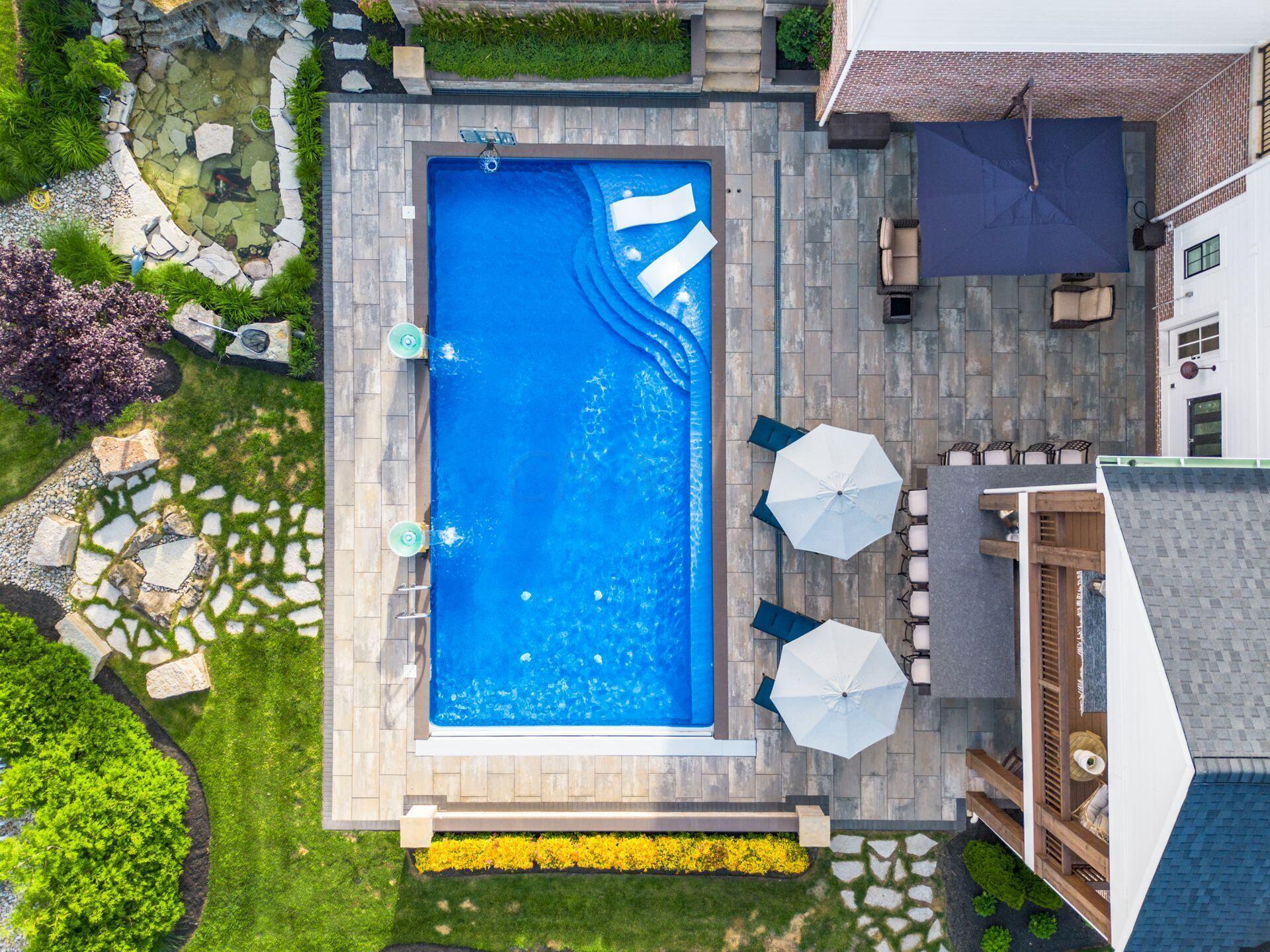 1941 Liberty Bluff Drive