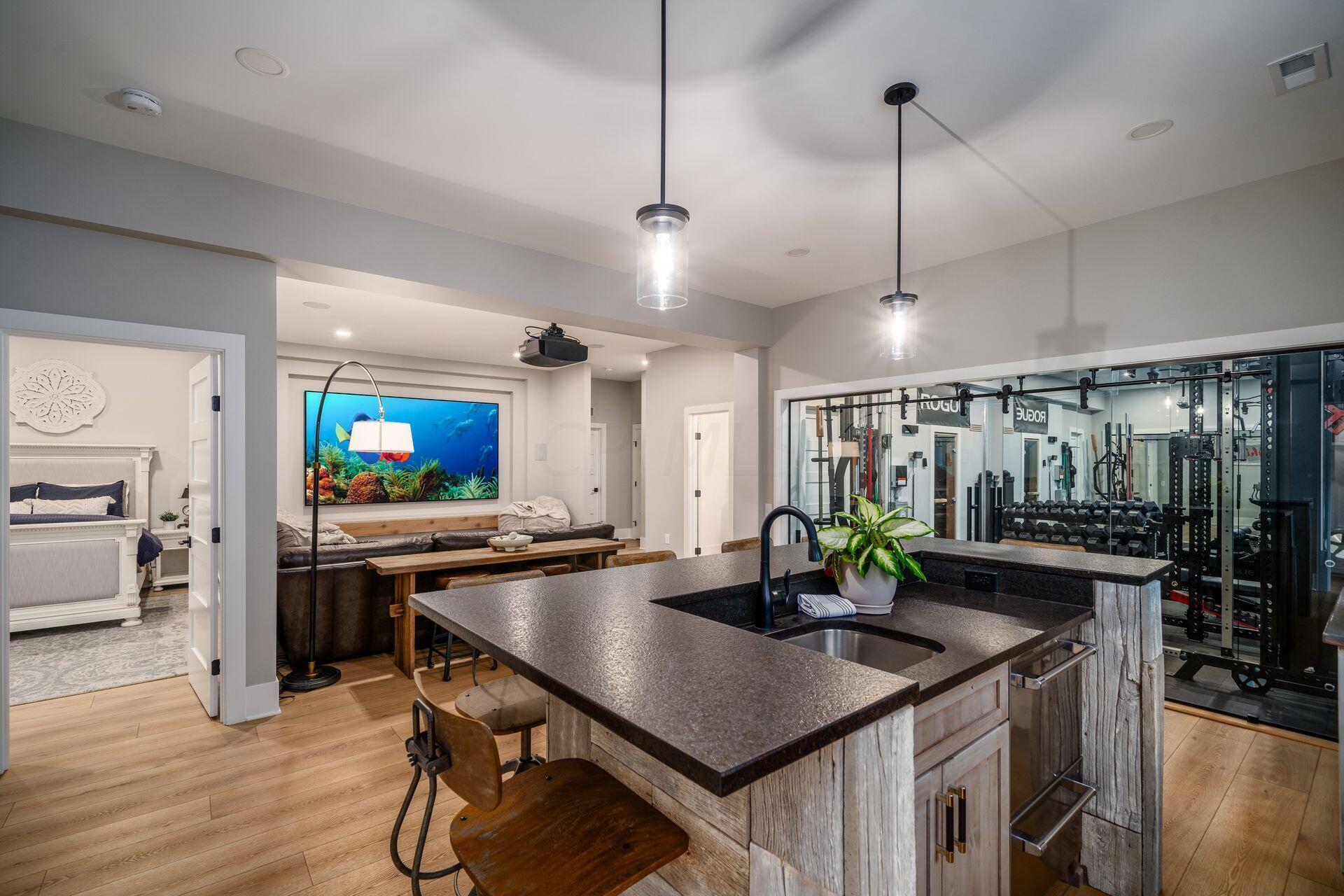 1941 Liberty Bluff Drive