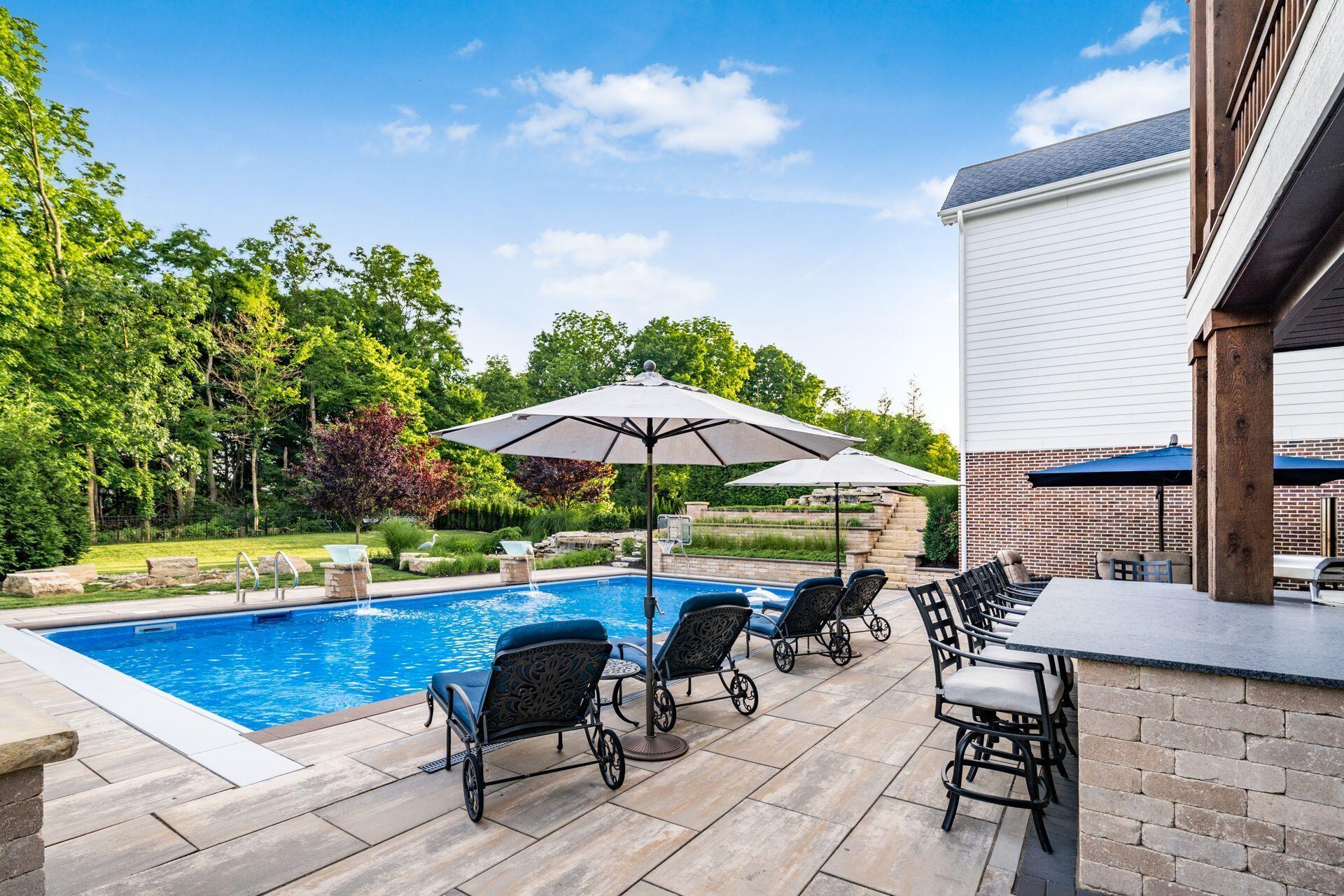 1941 Liberty Bluff Drive