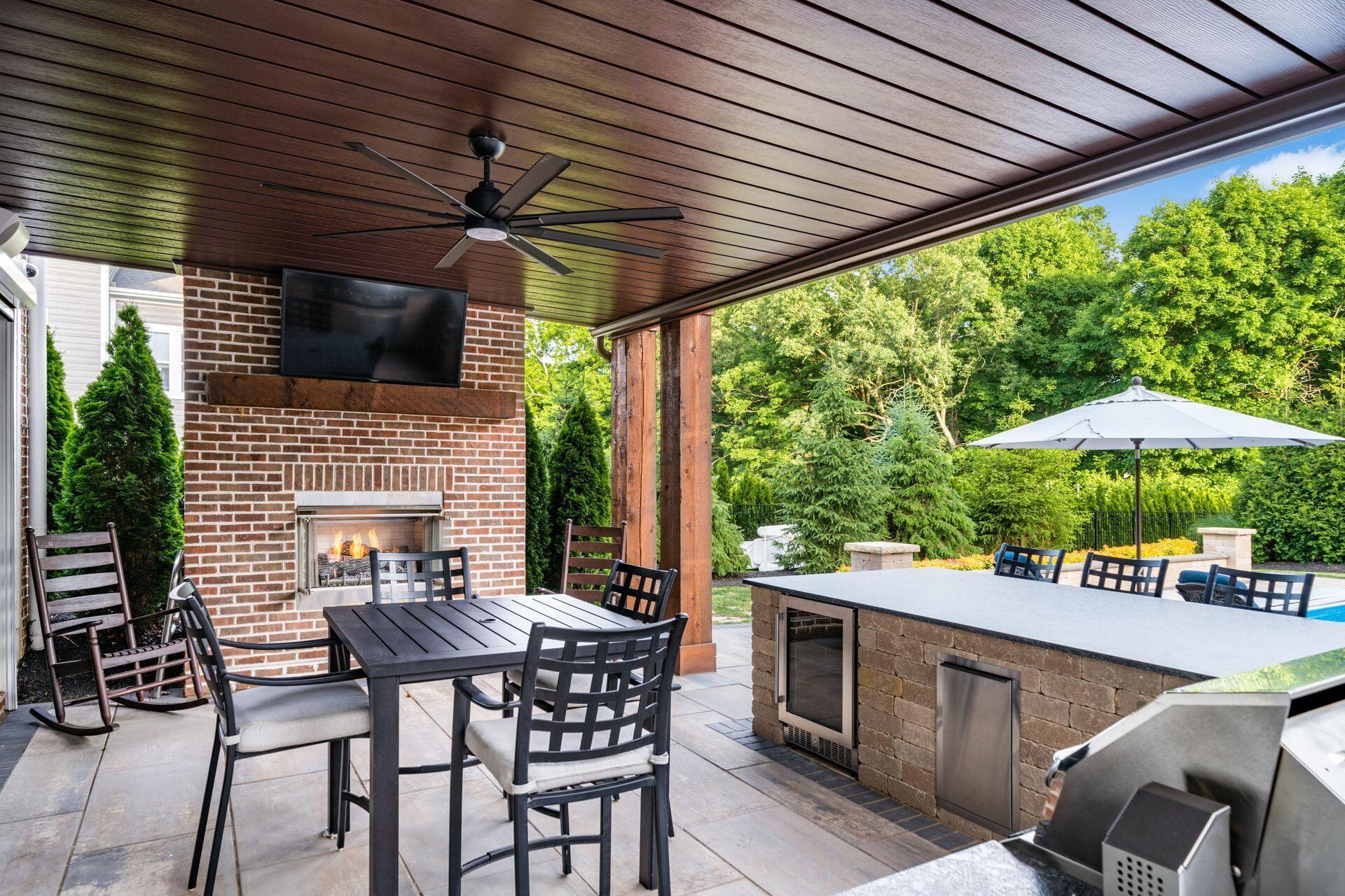 1941 Liberty Bluff Drive