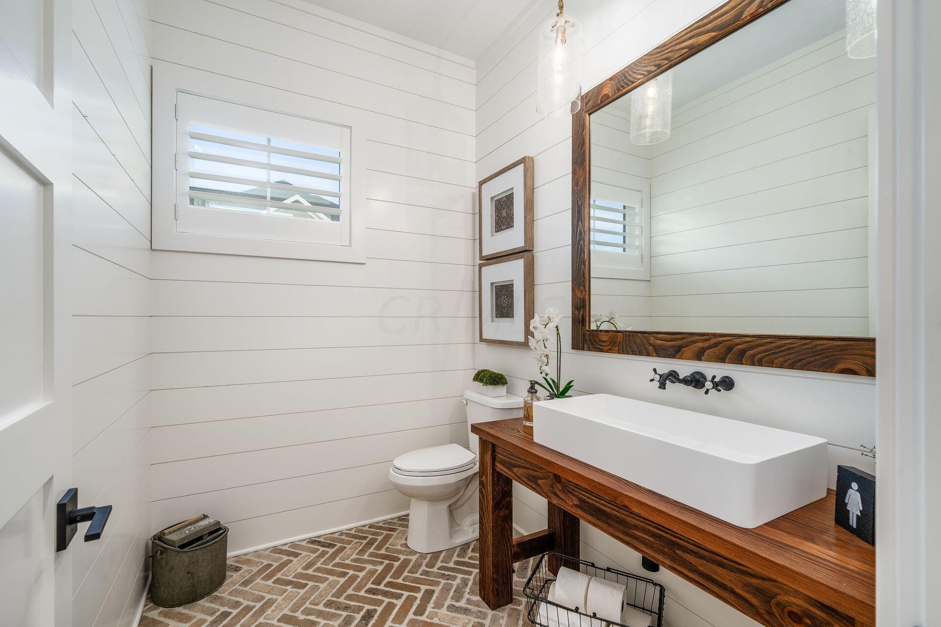 1941 Liberty Bluff Drive