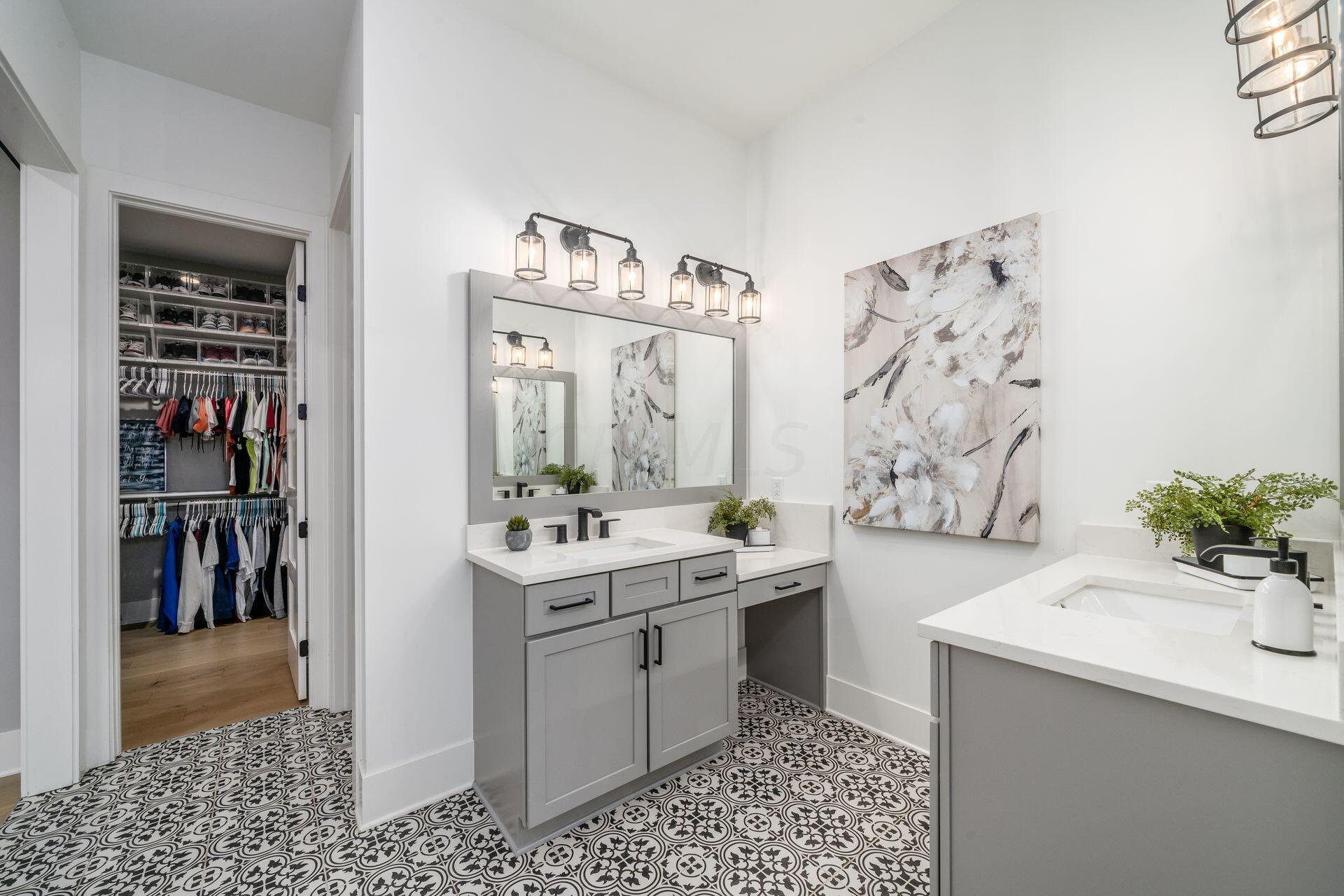 1941 Liberty Bluff Drive