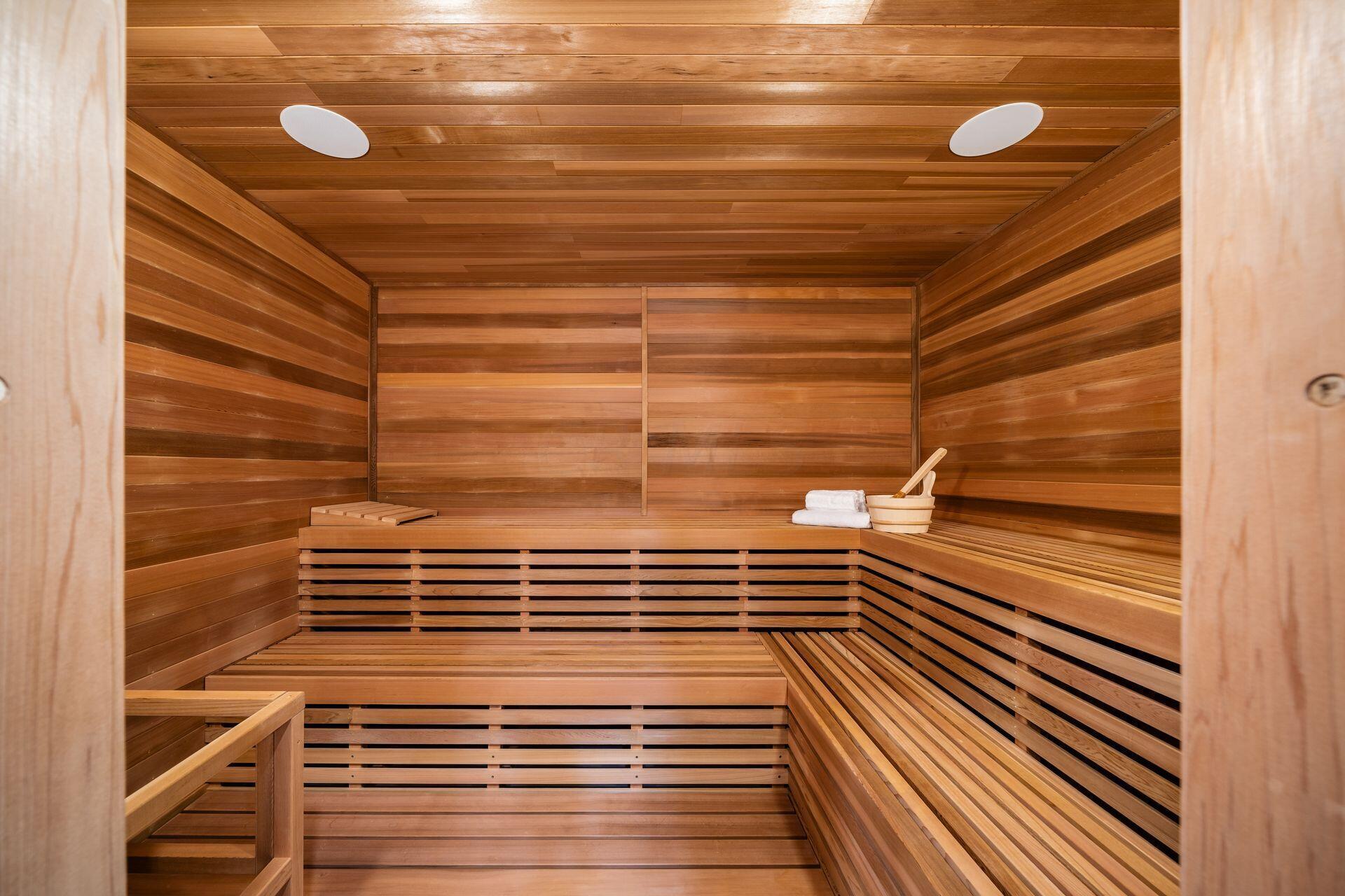 1941 Liberty Bluff Drive