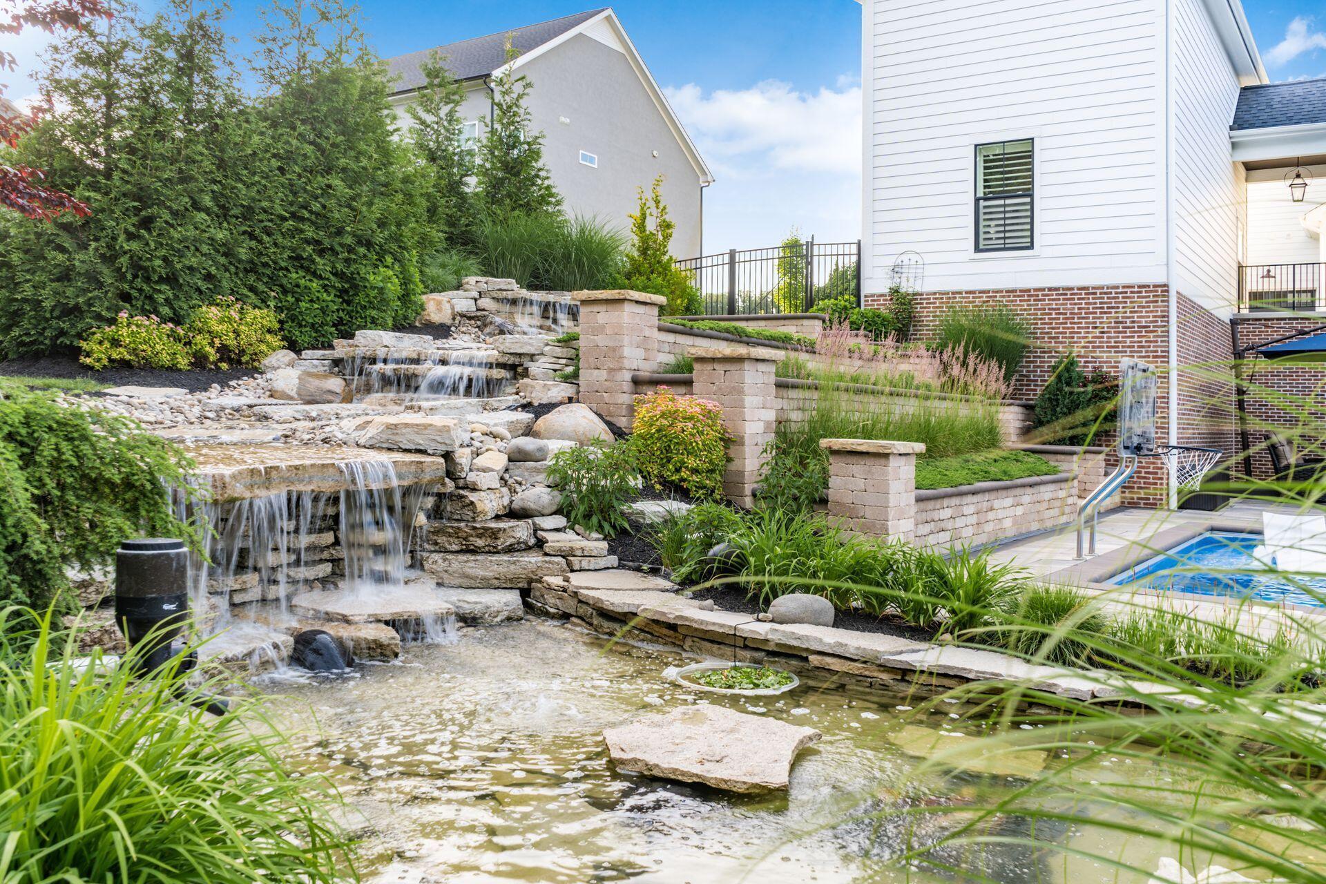 1941 Liberty Bluff Drive