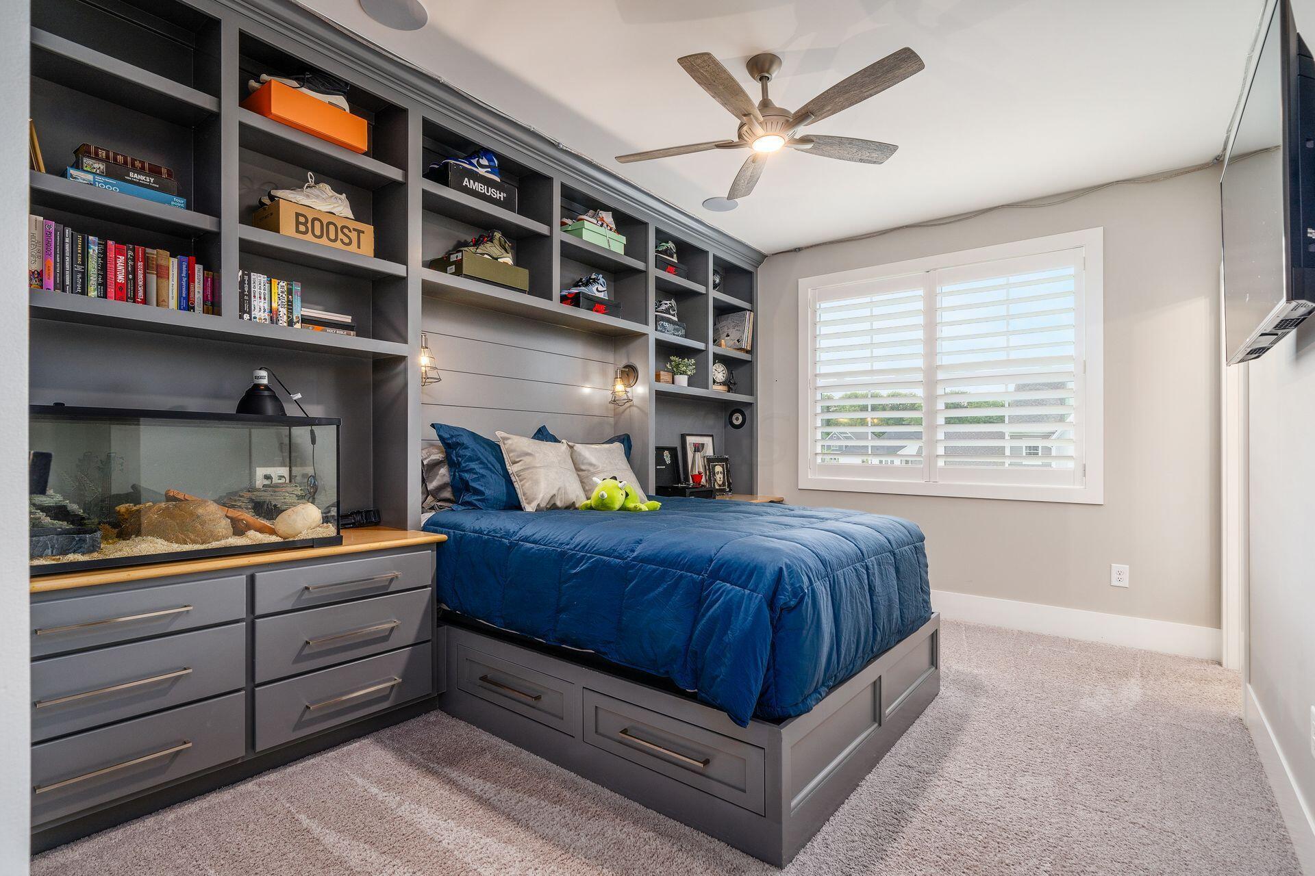 1941 Liberty Bluff Drive