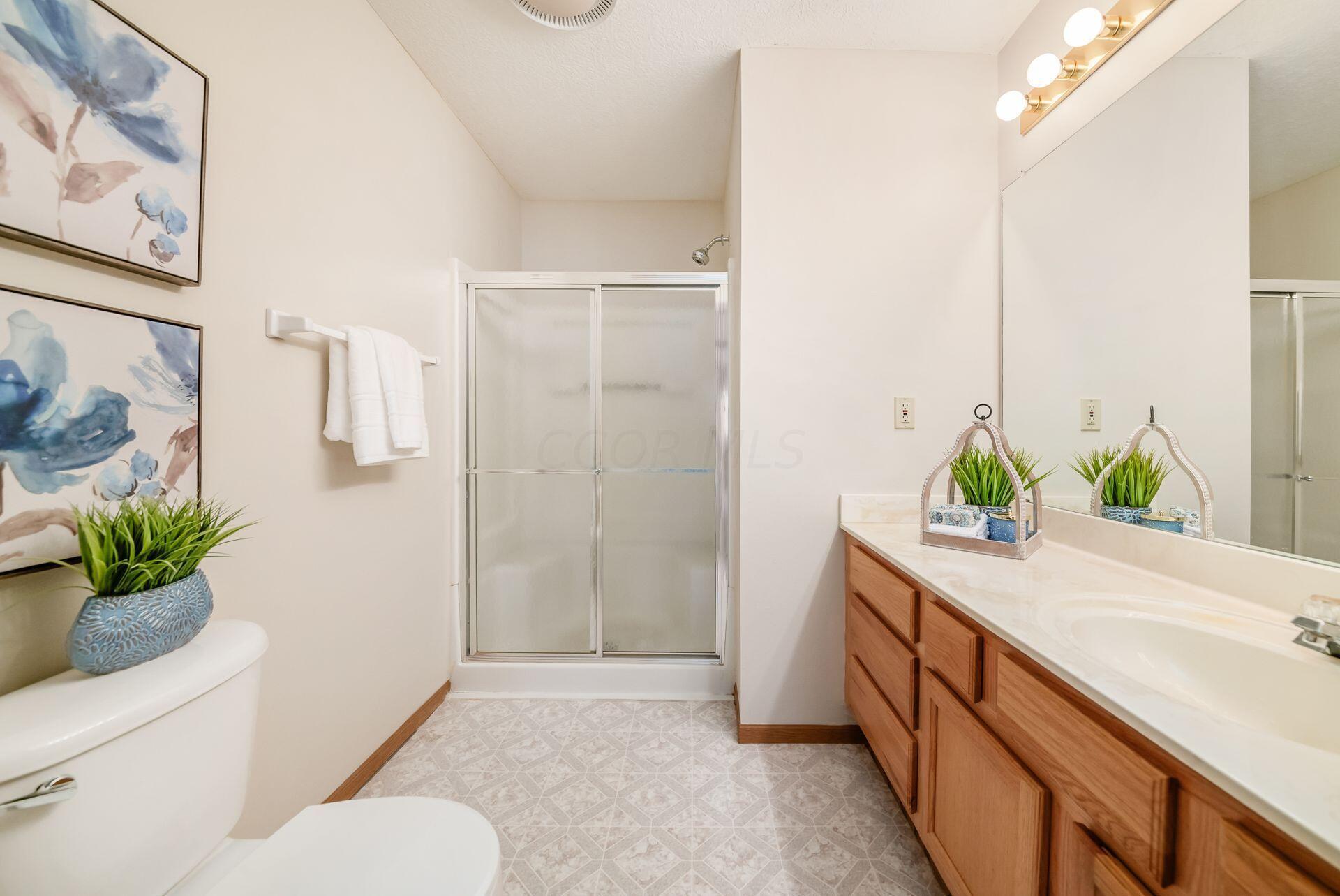 5711 Sanderling Lane