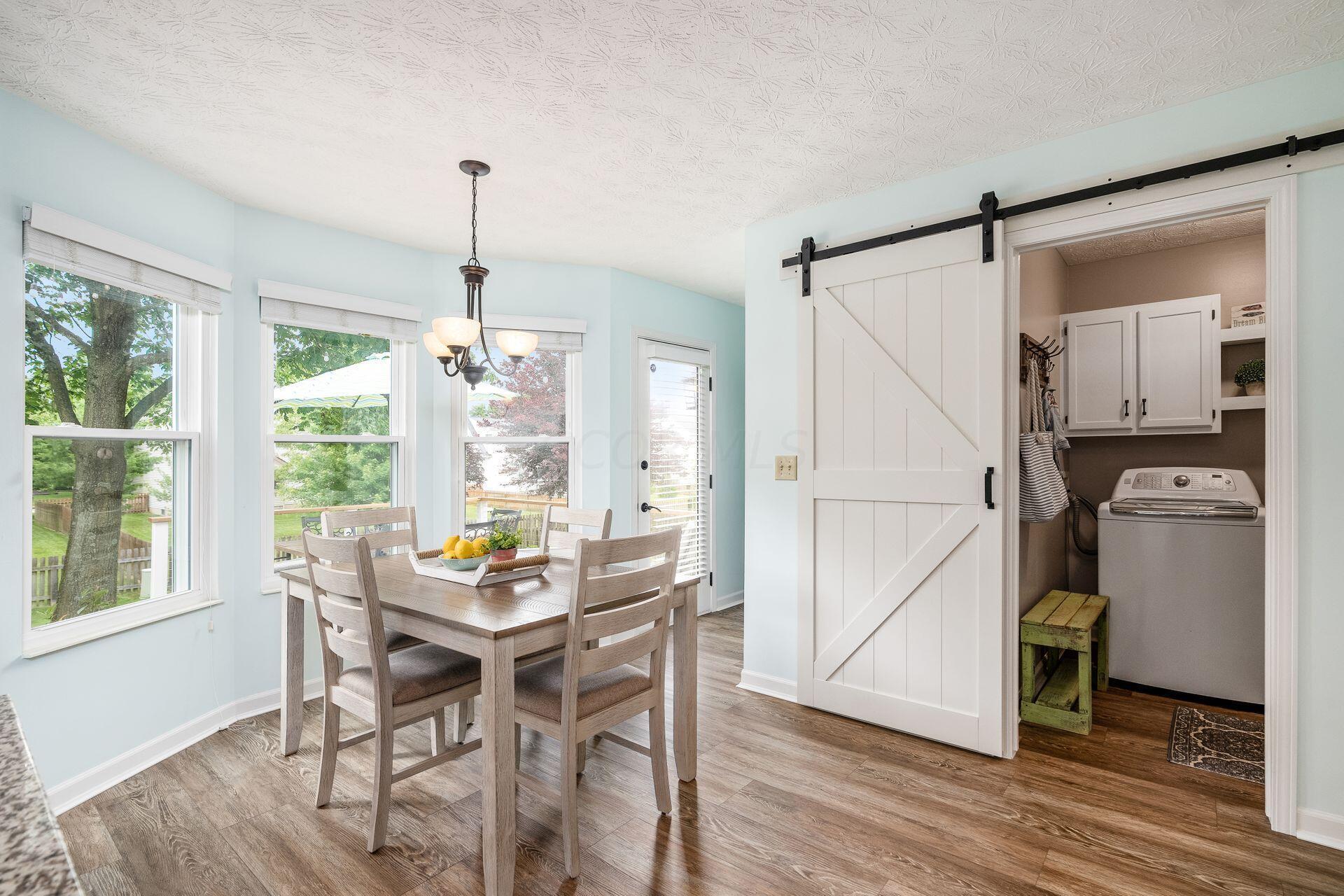 376 Abbotsbury Drive