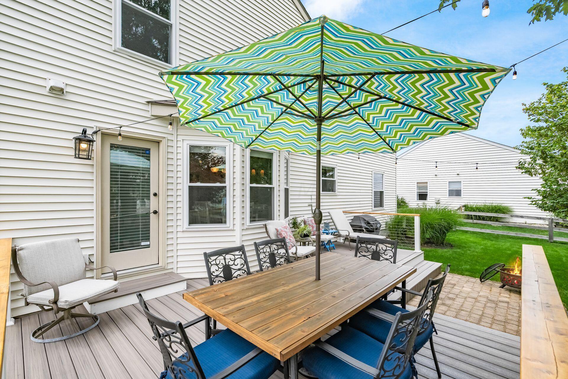 376 Abbotsbury Drive