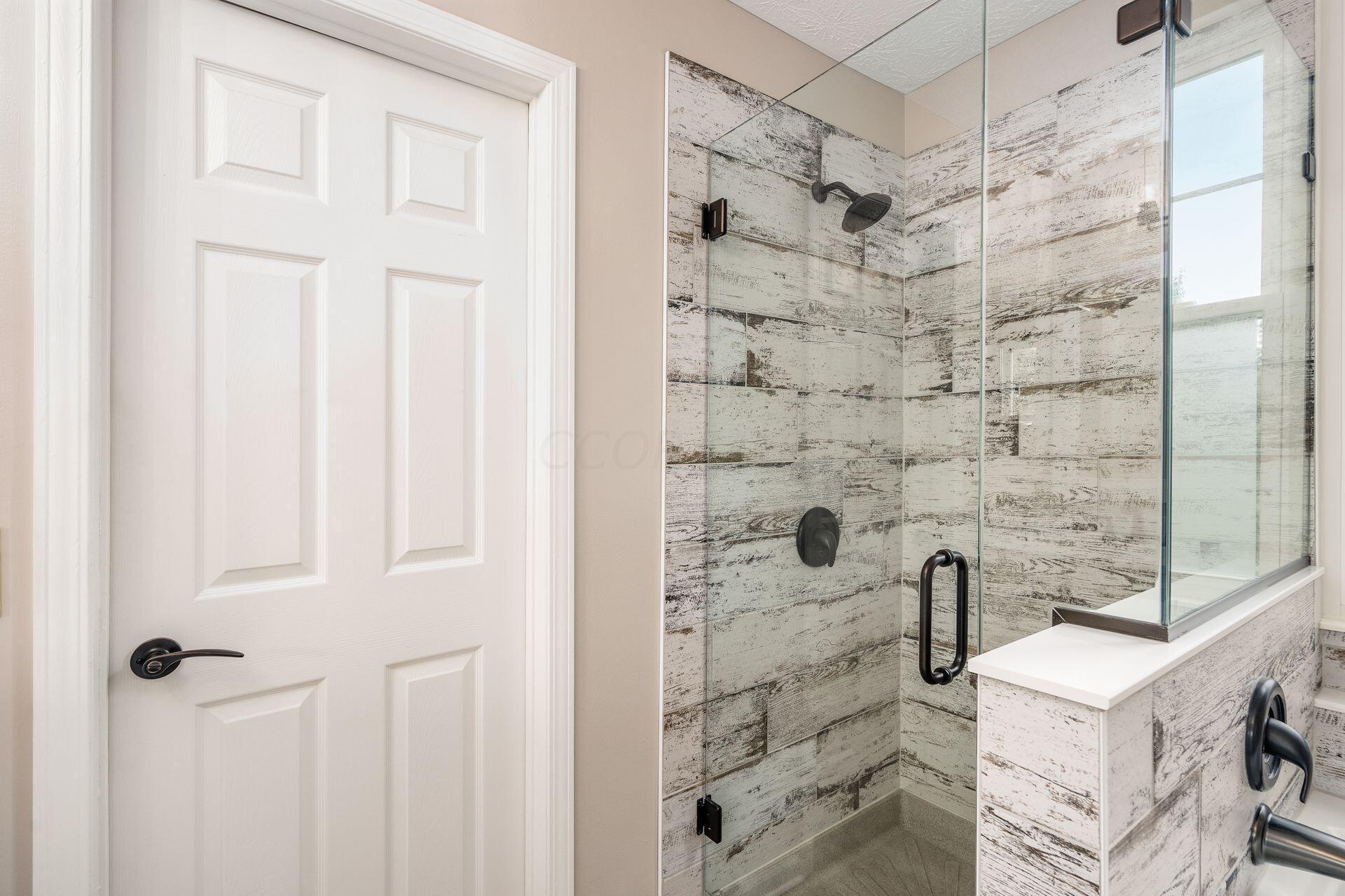 376 Abbotsbury Drive