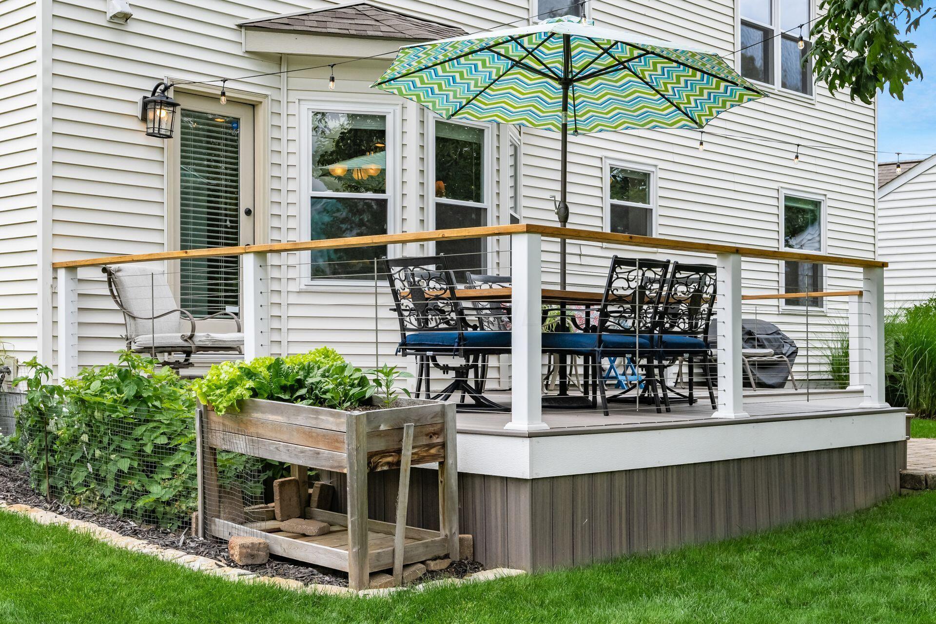 376 Abbotsbury Drive